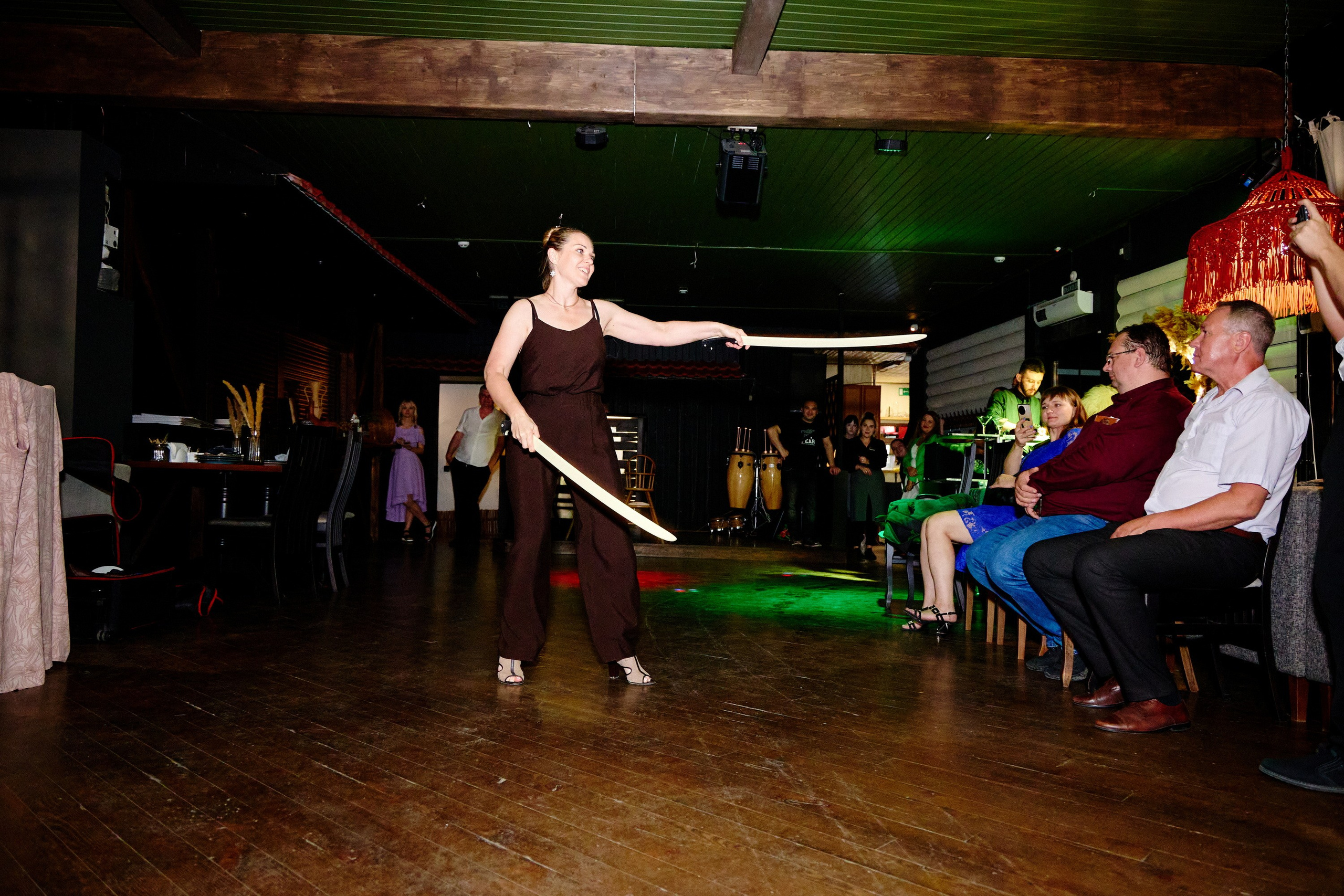 Выпускной 35 Сош. Фотограф Выпускные альбомы Таганрог Сергей Коробченко