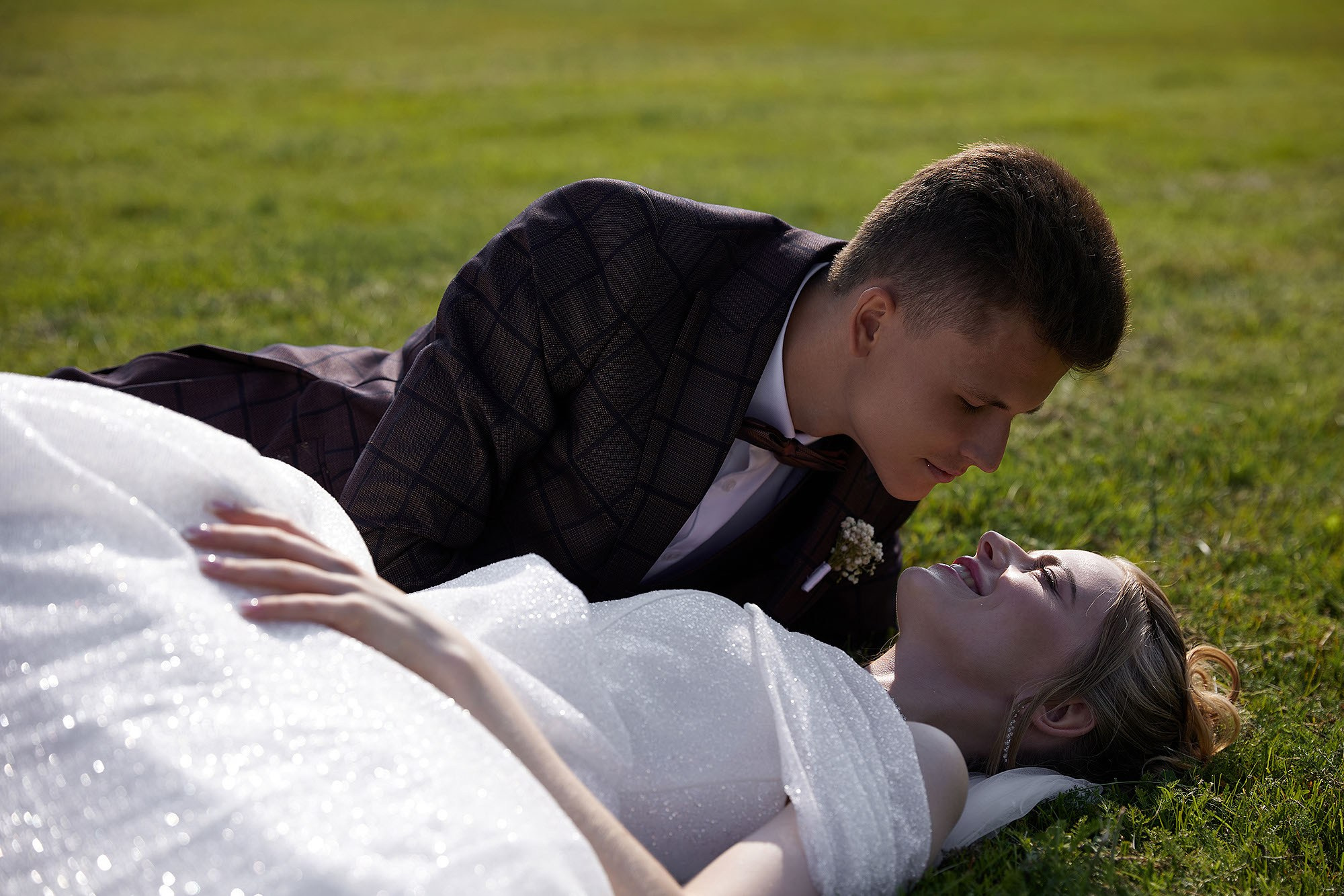 Прогулка, фотосессия жениха и невесты. Свадебная съемка. Фотограф в Москве Валерий Боцман