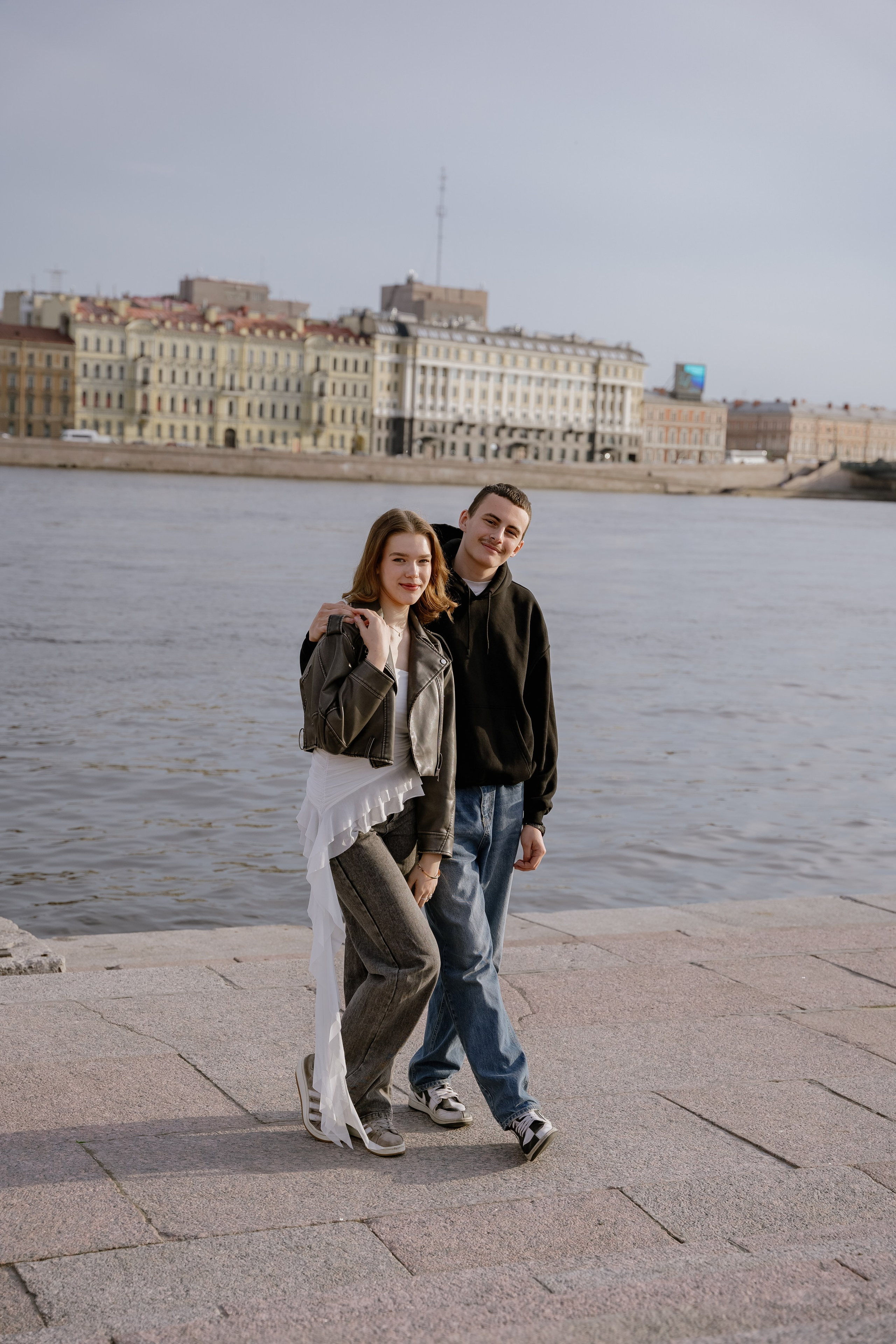 Прогулка у Невы