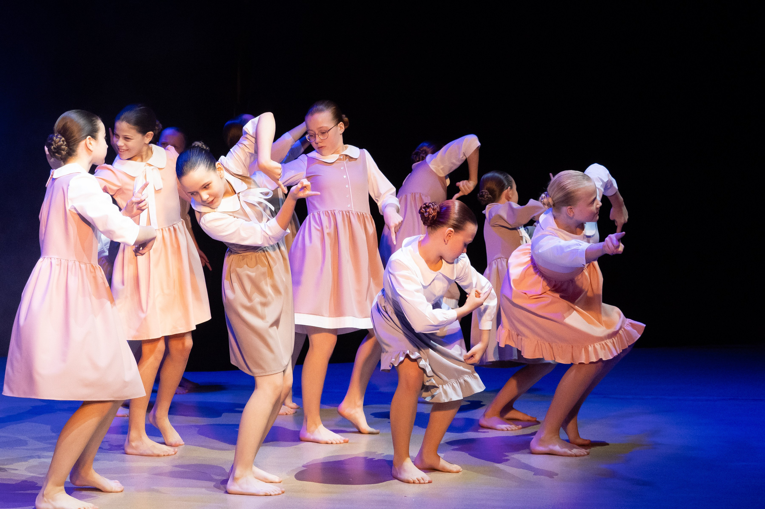 Концерт «Пространные танцы». Репортажный, семейный и детский фотограф в Пензе и Заречном Арина Ермилова. Картины барельеф на заказ