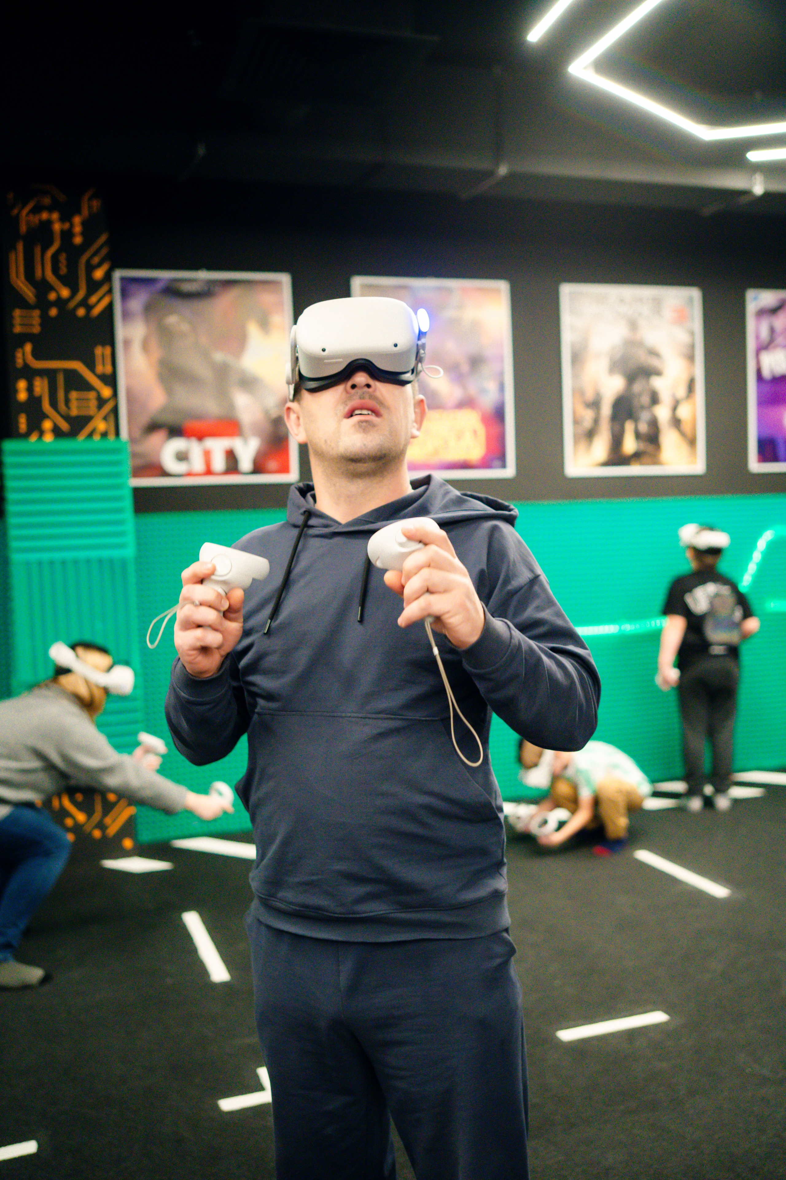 VR (November-December 2024). Felixtones