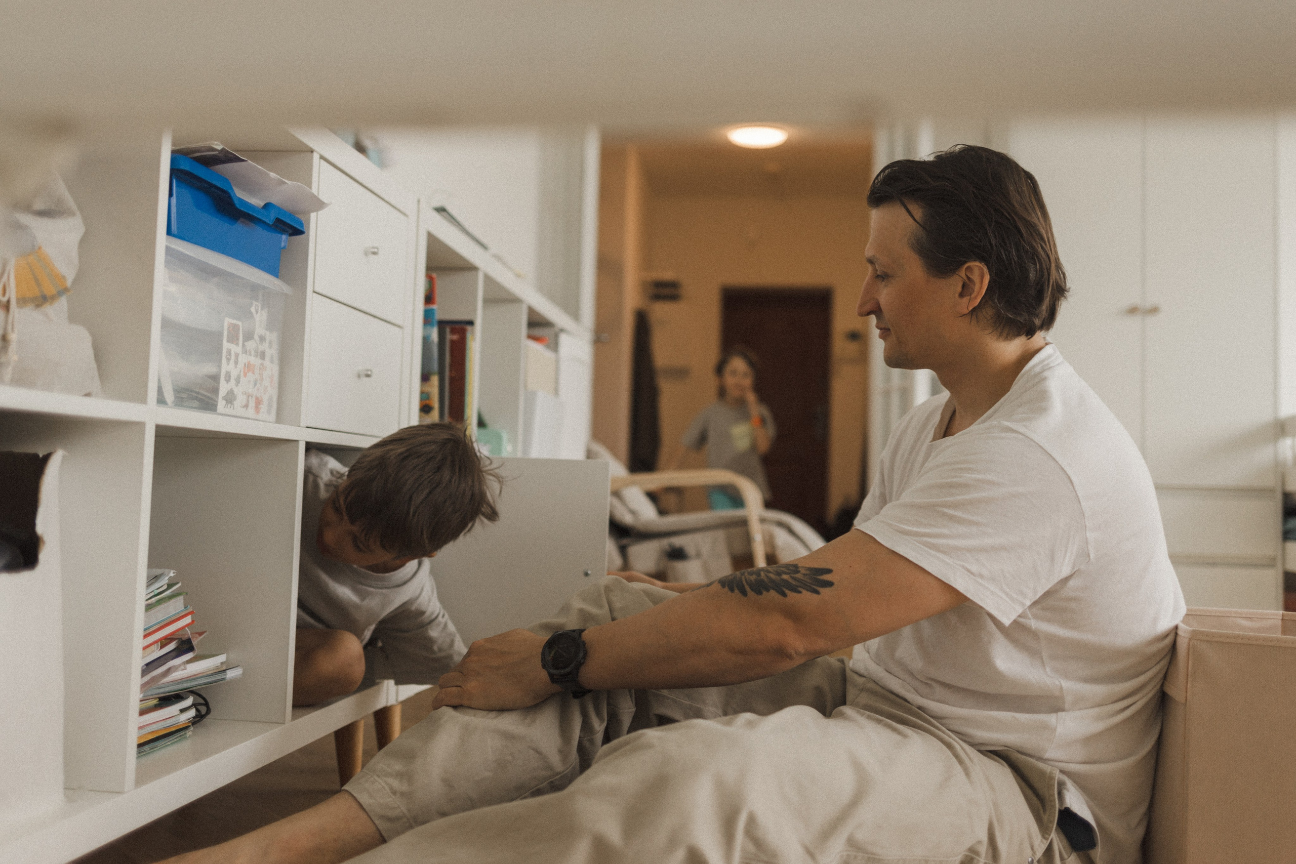 Катя, Паша, Валера и Родион ждут братика. Семейный фотограф в Москве