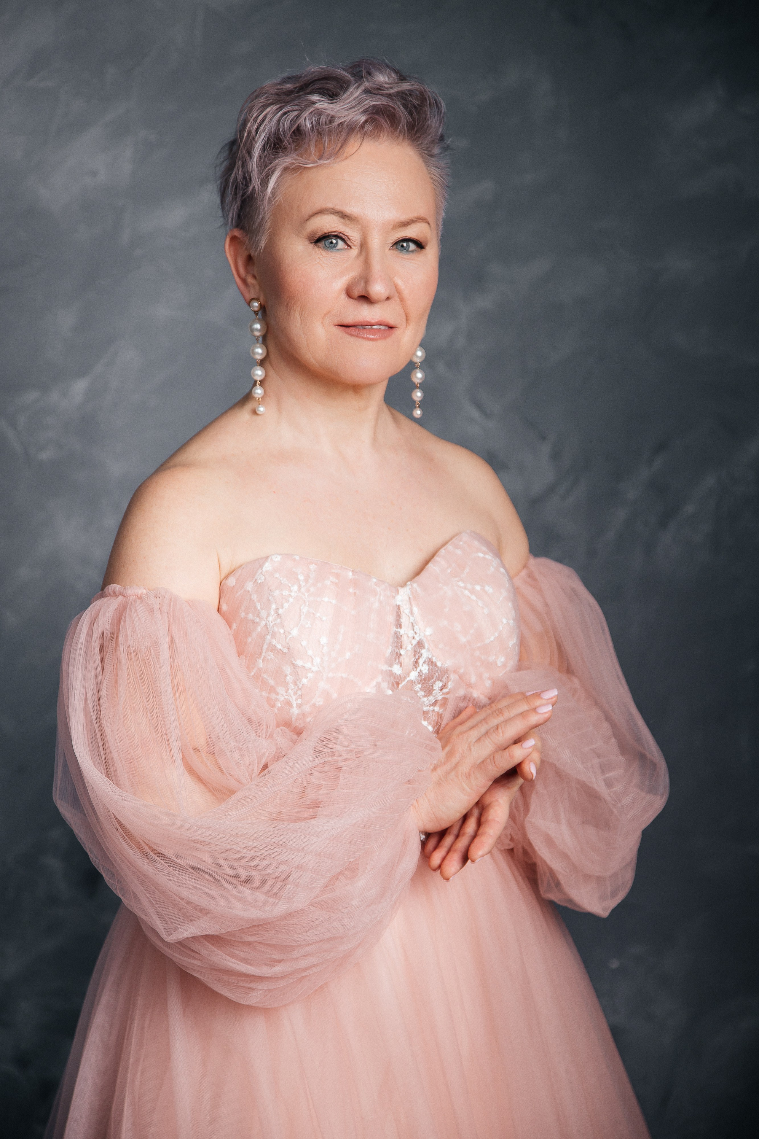 Модель age+. Креативный и женский Фотограф Омске Наталья Лебедева