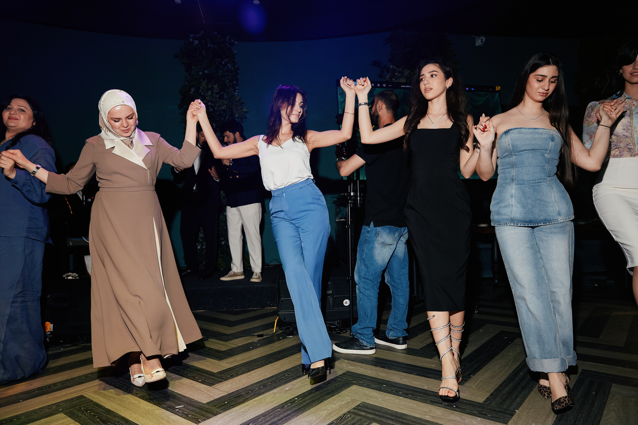 День рождения в Двин Холл 02.05. Свадебный репортажный фотограф краснодар максим дремов дрёмов фотосессия студия цена