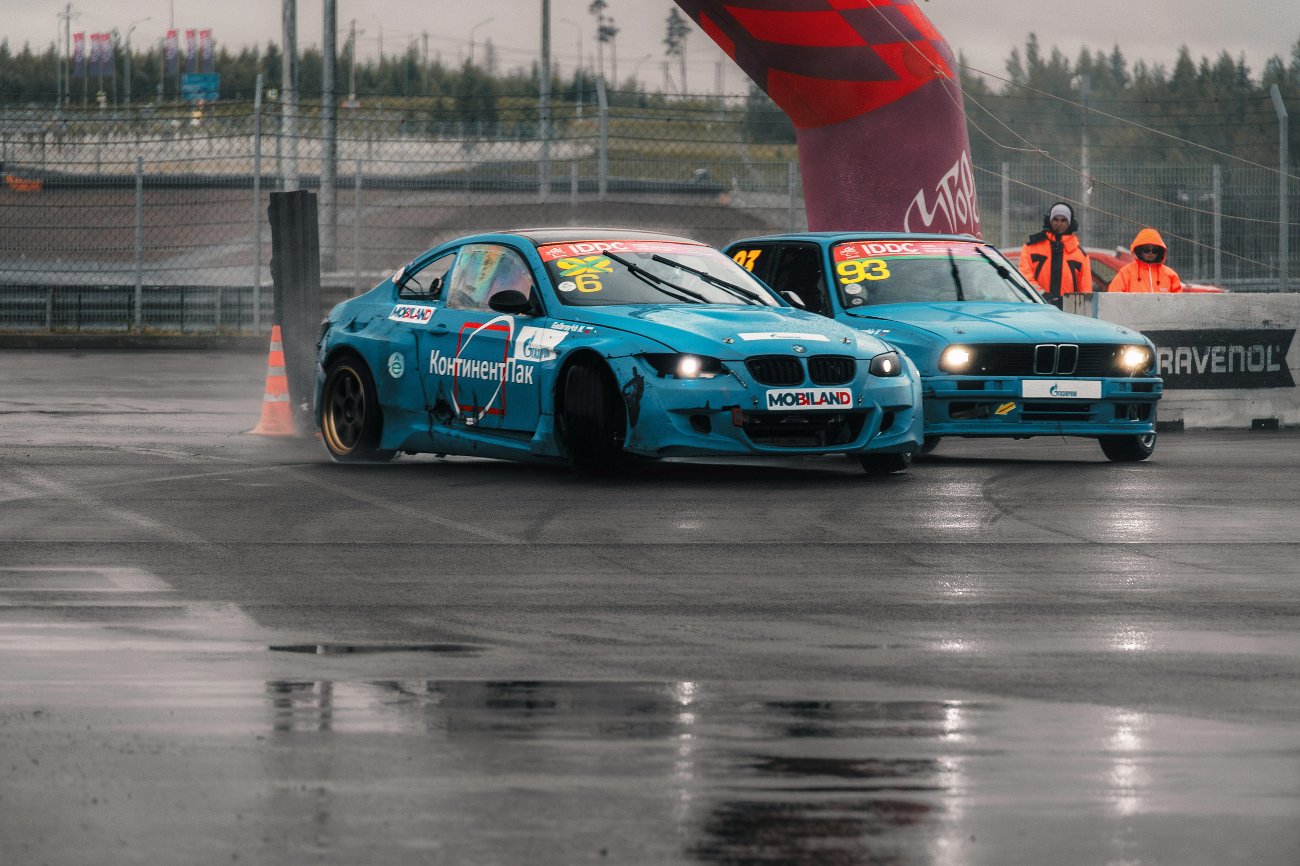 IDDC Этап 2: Бетонный Колизей и блогеры в деле