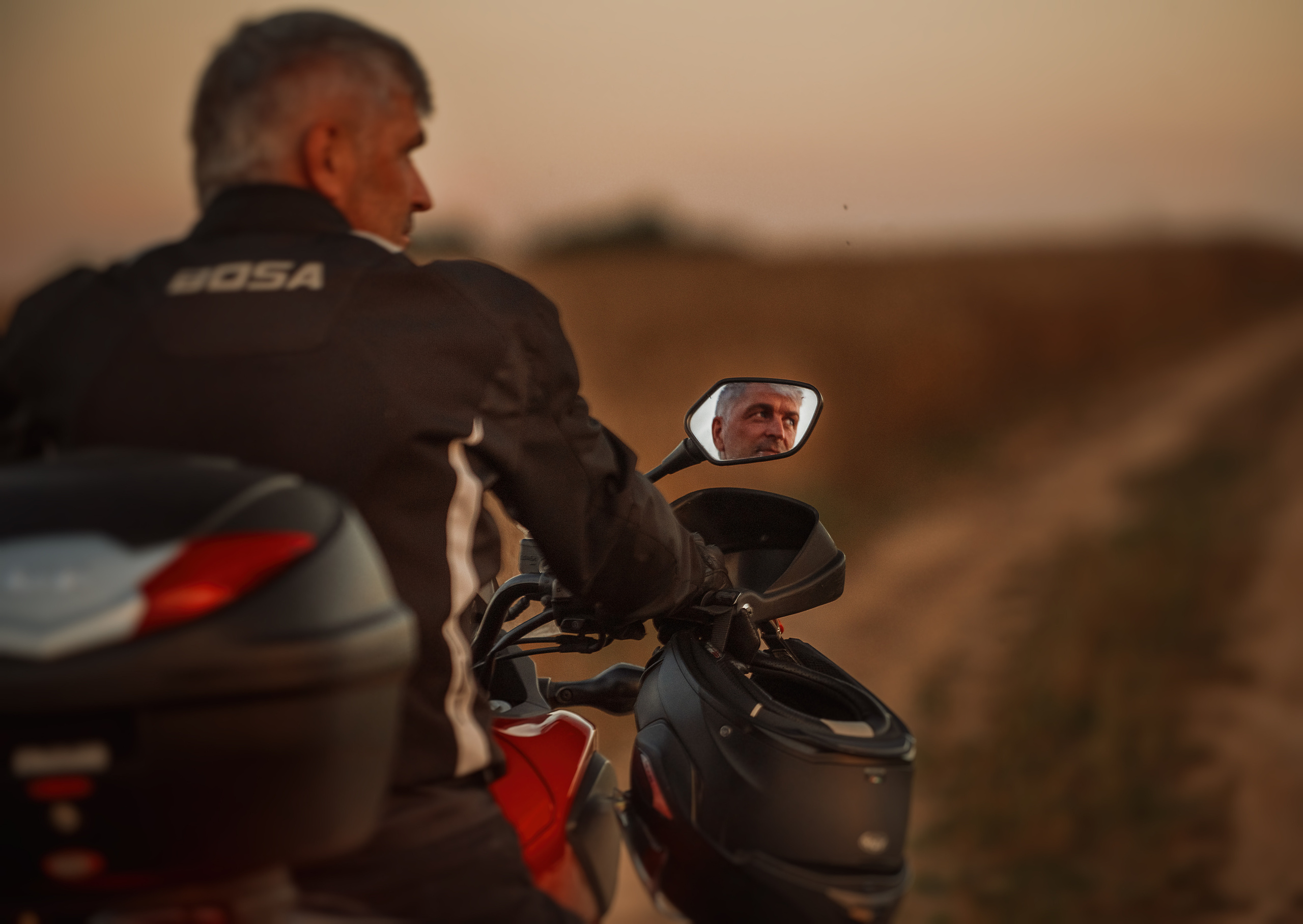 Мотоциклист. Детский и семейный фотограф