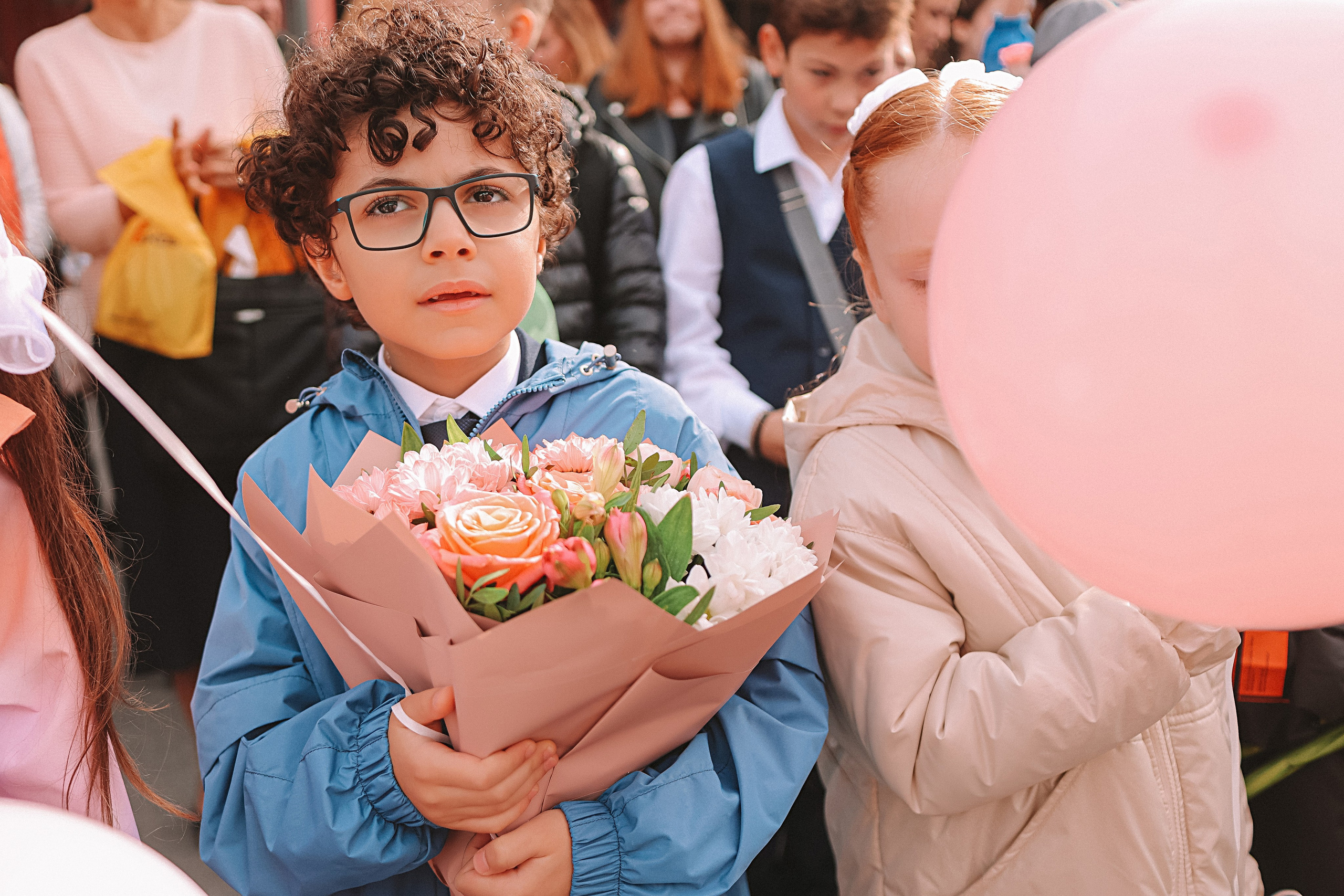 1 сентября линейка+кл час+портреты. Семейный фотограф Тюмень, фотограф на роды Салмина Мария