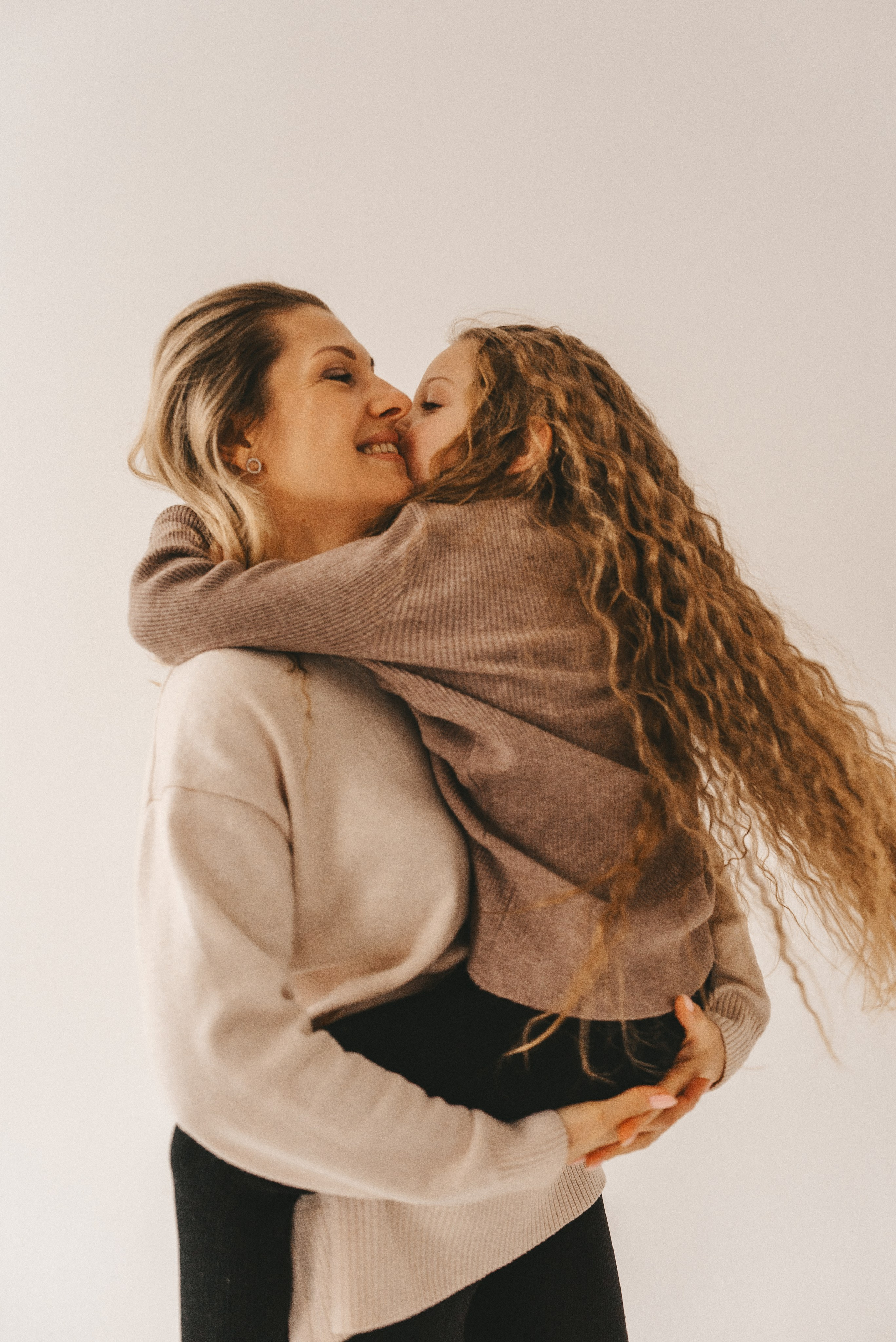 Наташа и Соня. Семейный, детский, lifestyle фотограф в Магадане Илона Проскурня