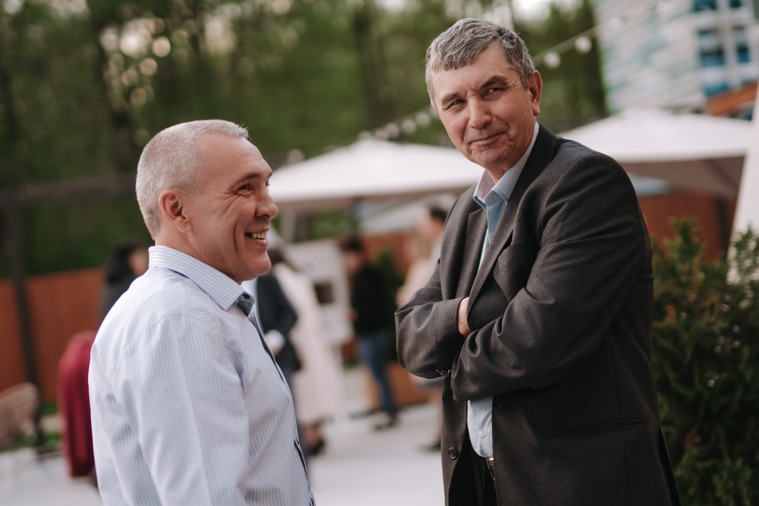 Свадебная фотосессия Радика и Дианы — Уфа, Nesterov Plaza, ЖК Империал, Президент Отель, шатёр М5