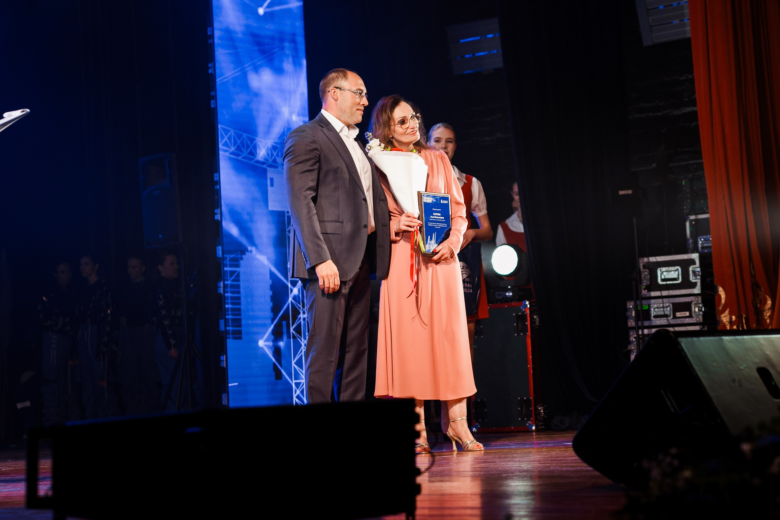 Юбилей фирмы «НЕФТЕЗАВОДМОНТАЖ». Свадебный и детский фотограф в Волгограде Слава Белов