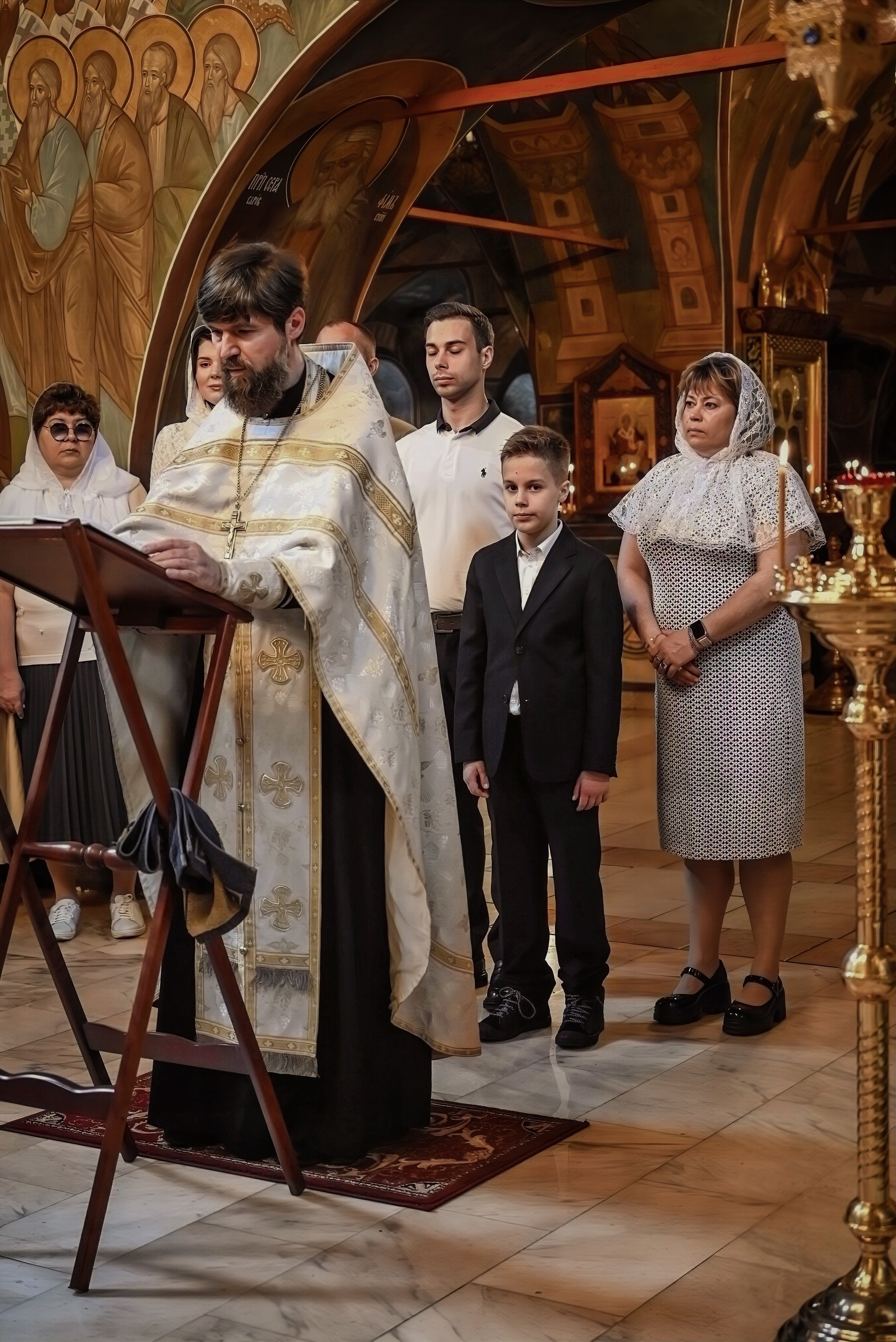 Крещение Арбат мама Ксения. Семейный и детский фотограф Москва