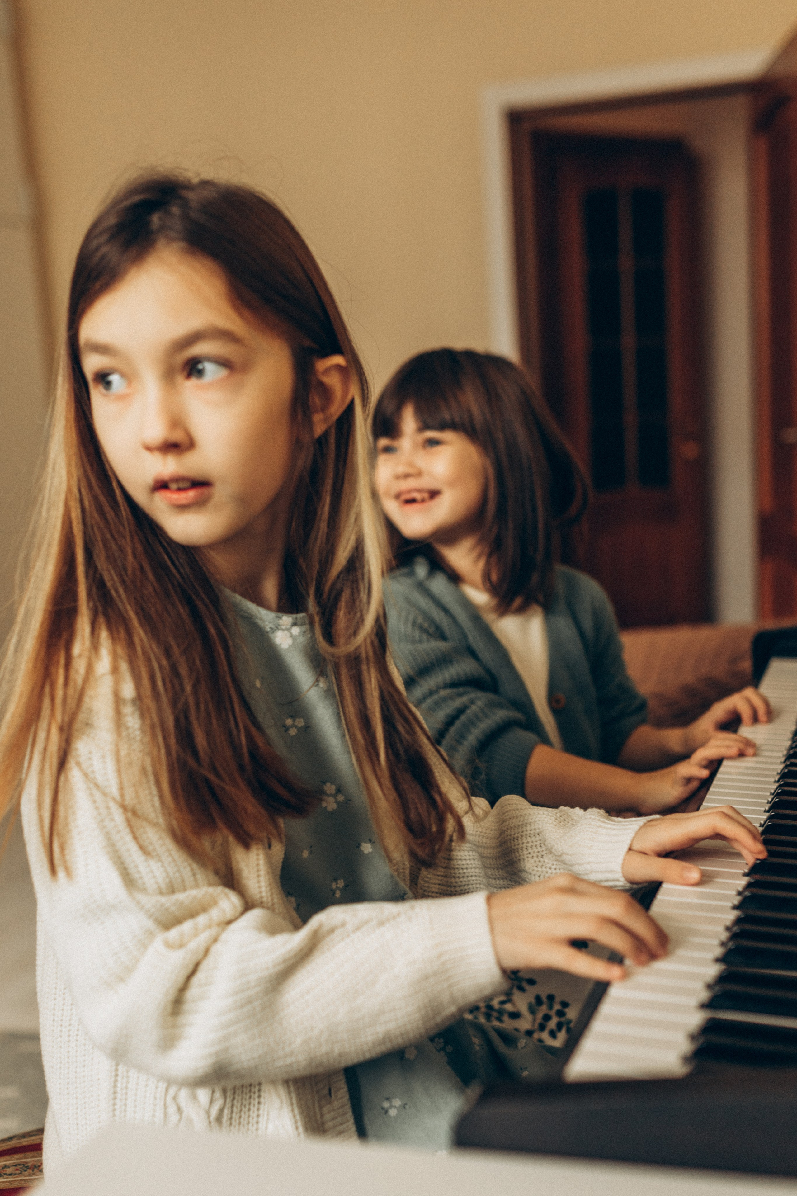 Наталья с Алиной и Ярославой. Семейный фотограф lifestyle в Новосибирске Елена Шпилевая