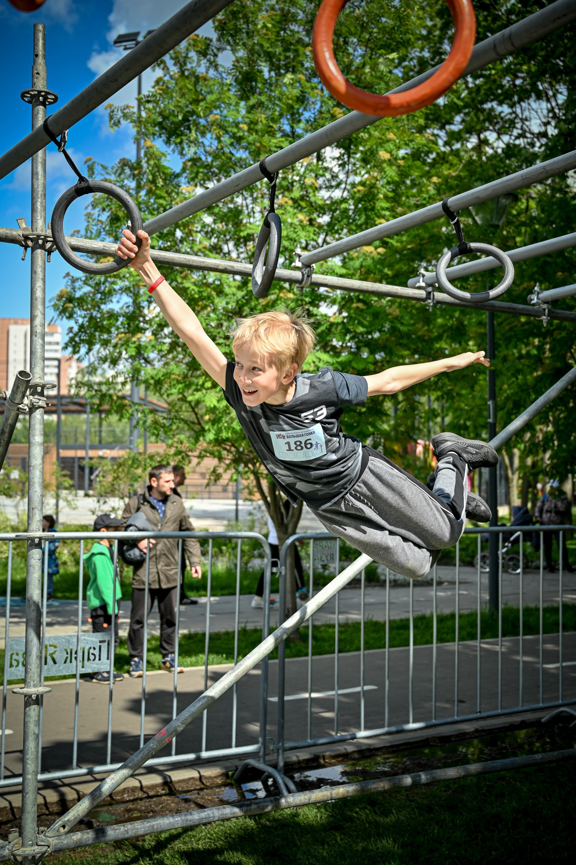 Гонки с препятствиями. Фотограф Владимир Муренков в Москве