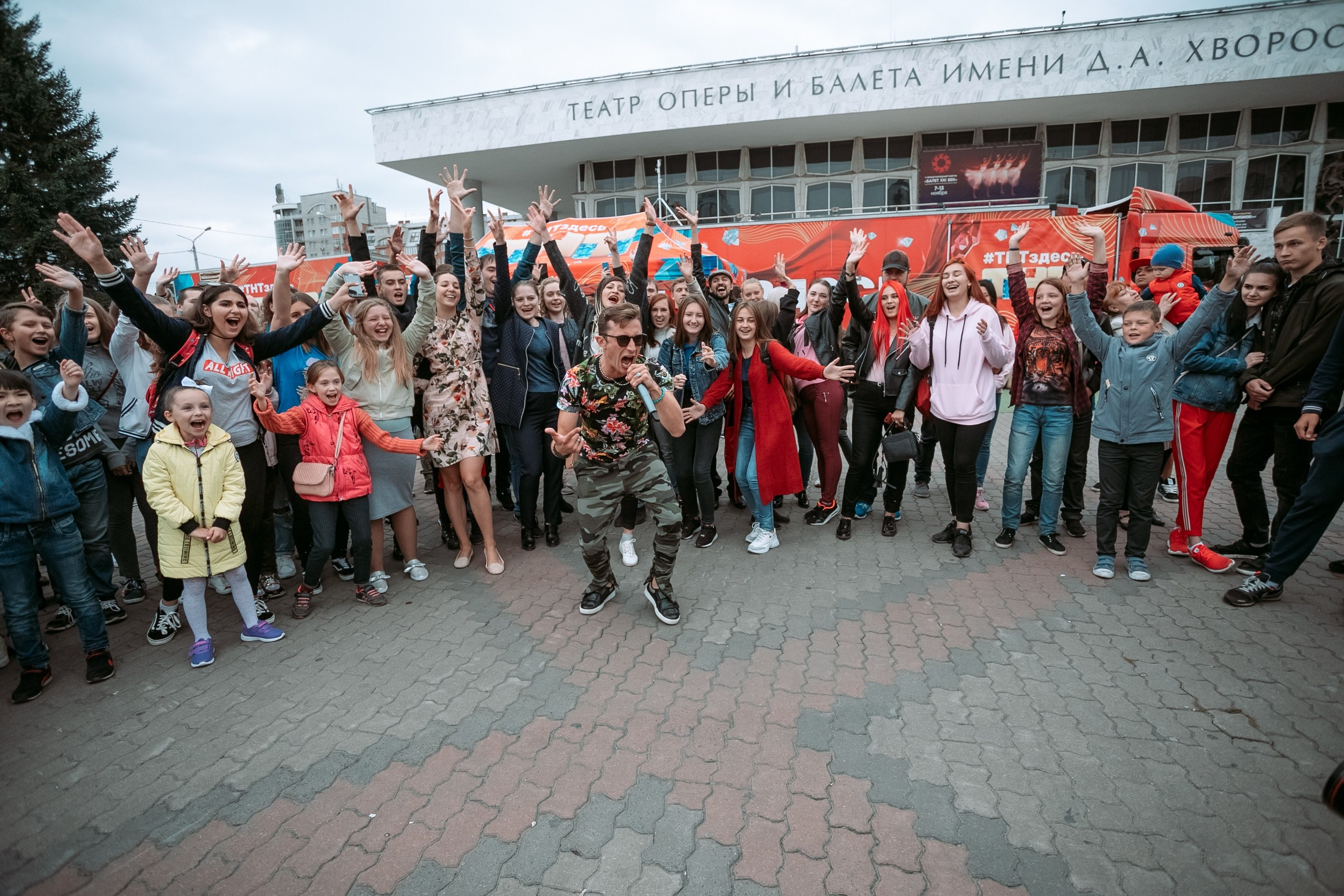 Попади на ТНТ @ Театральная площадь. Репортажный фотограф Максим Полянский. Москва, Санкт-Петербург, Красноярск