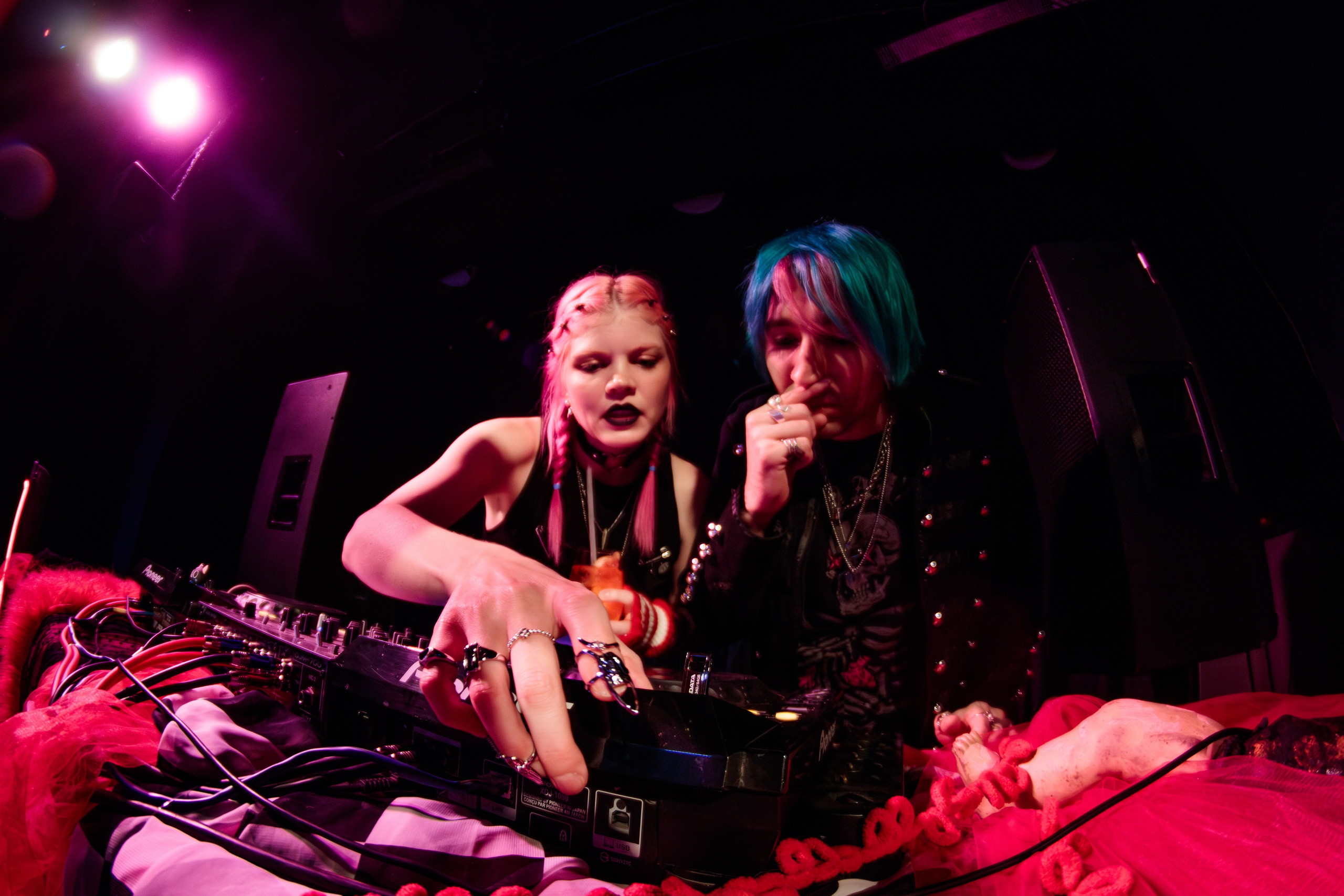 Весело и грустно. Портретный и концертный фотограф в Санкт-Петербурге Егор Телятников