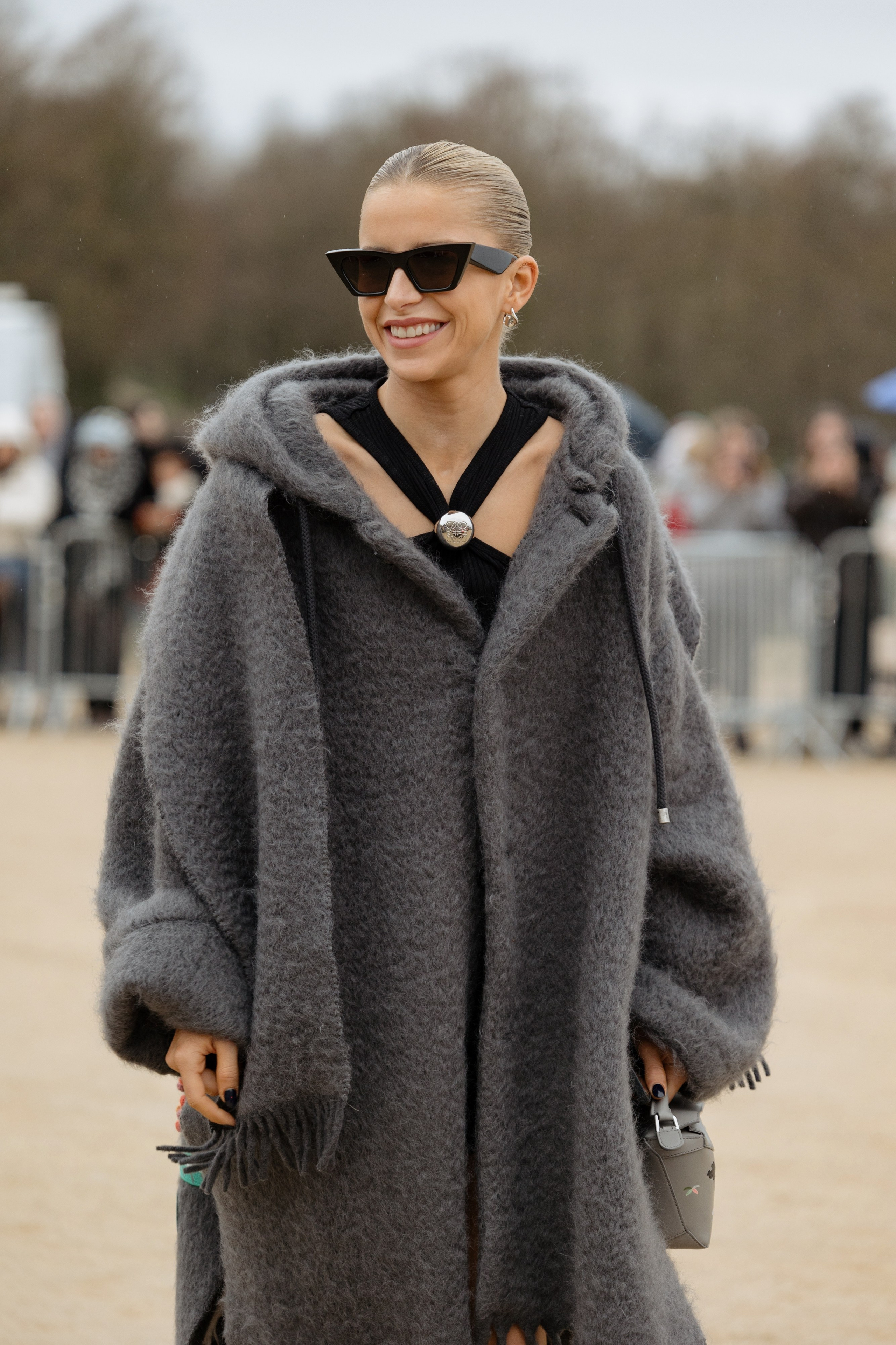 LOEWE PFW WOMENSWEAR FALL-WINTER 24/25. Photographer in Milan Ivan Goncharov