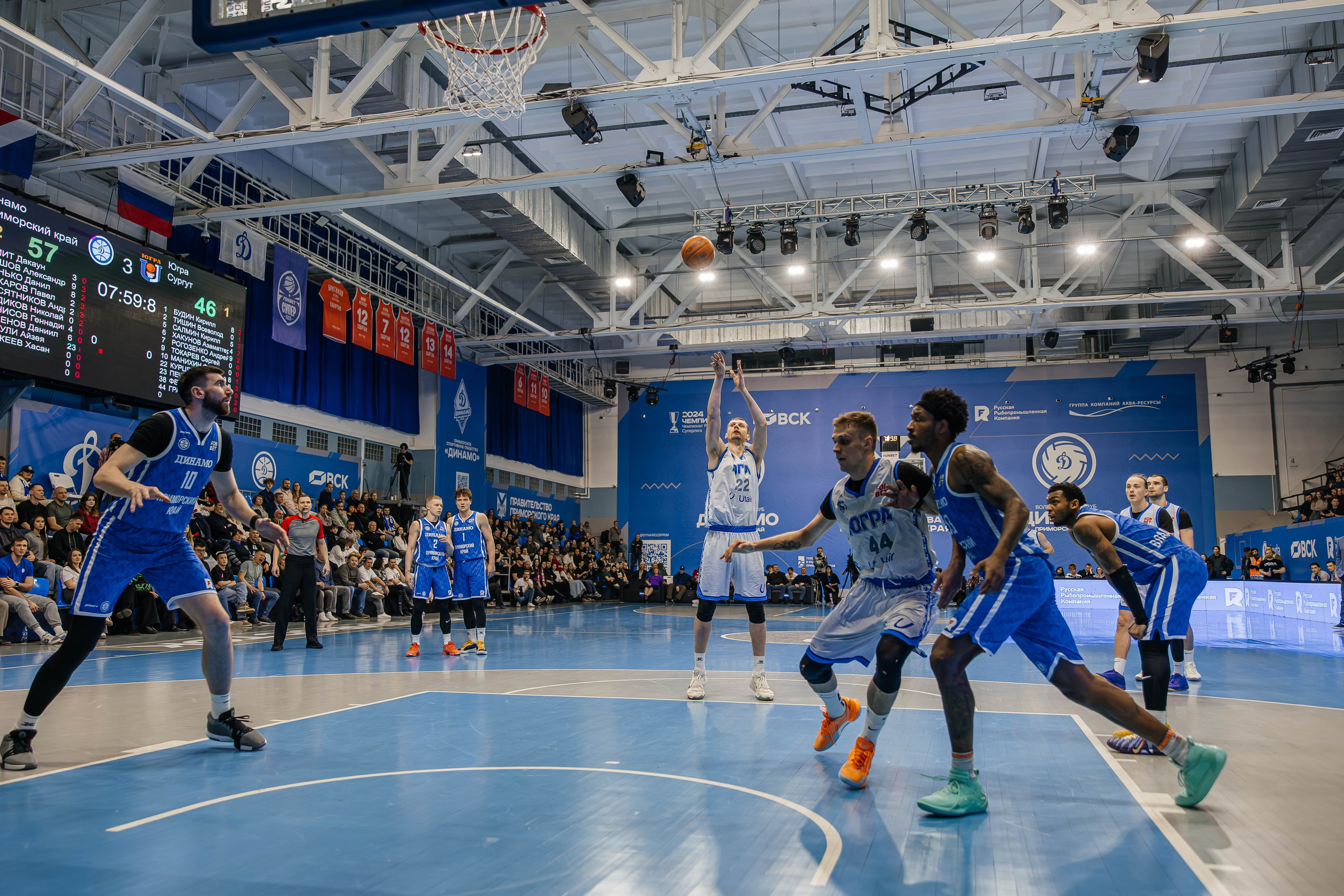 Баскетбол — Динамо. Репортажный и свадебный фотограф во Владивостоке Максим Цой