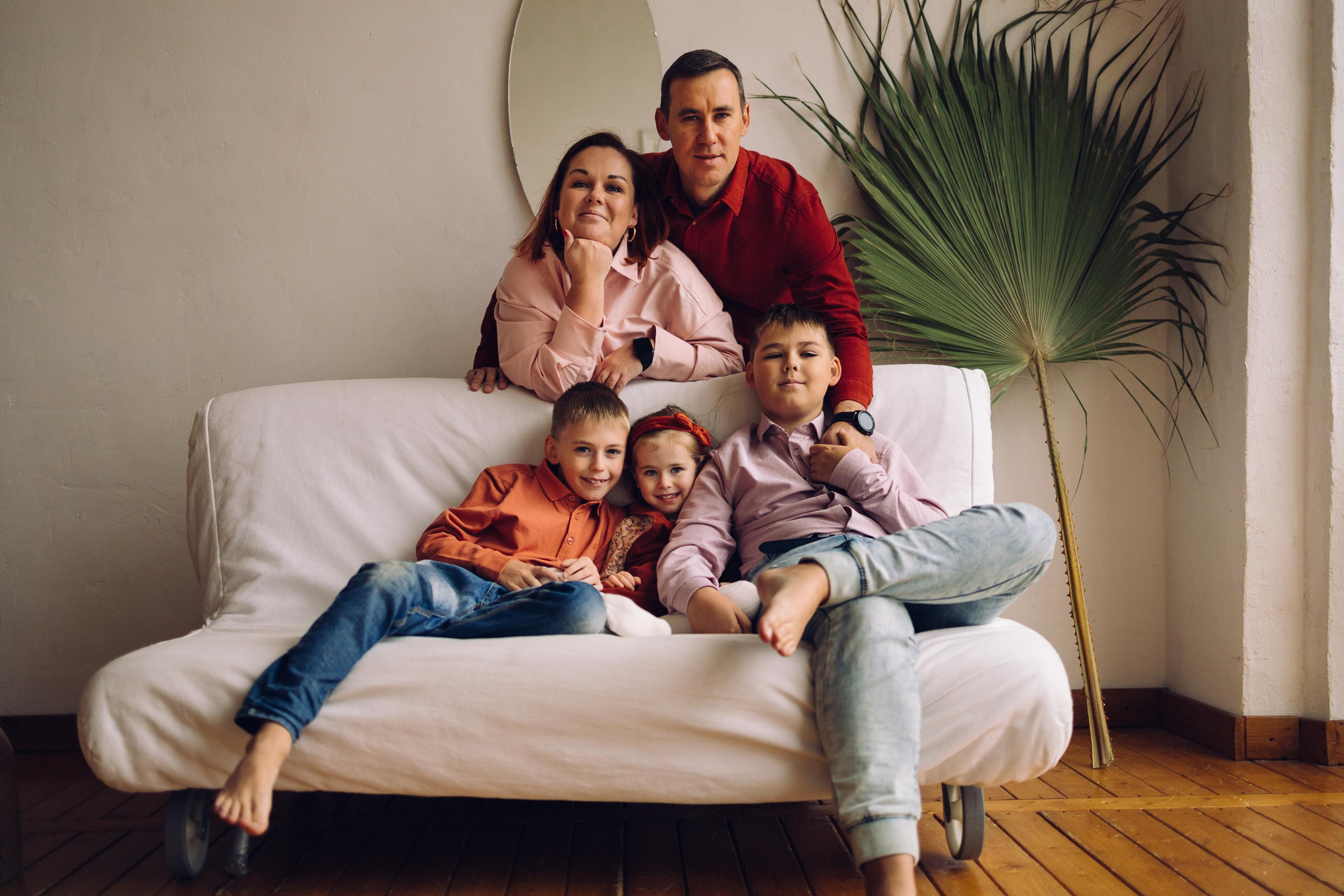 Семейная в студии. Детский семейный фотограф в Москве Светлана Микадзе