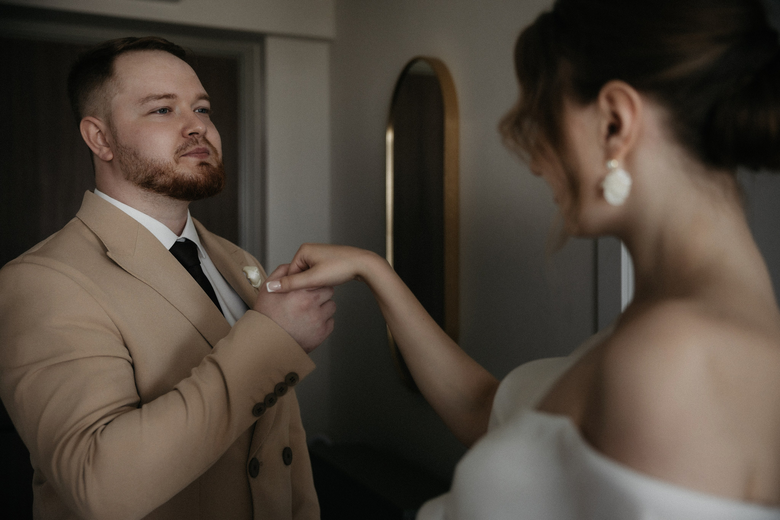 Утро невесты и свадебная фотосессия на теплоходе по Москве-реке