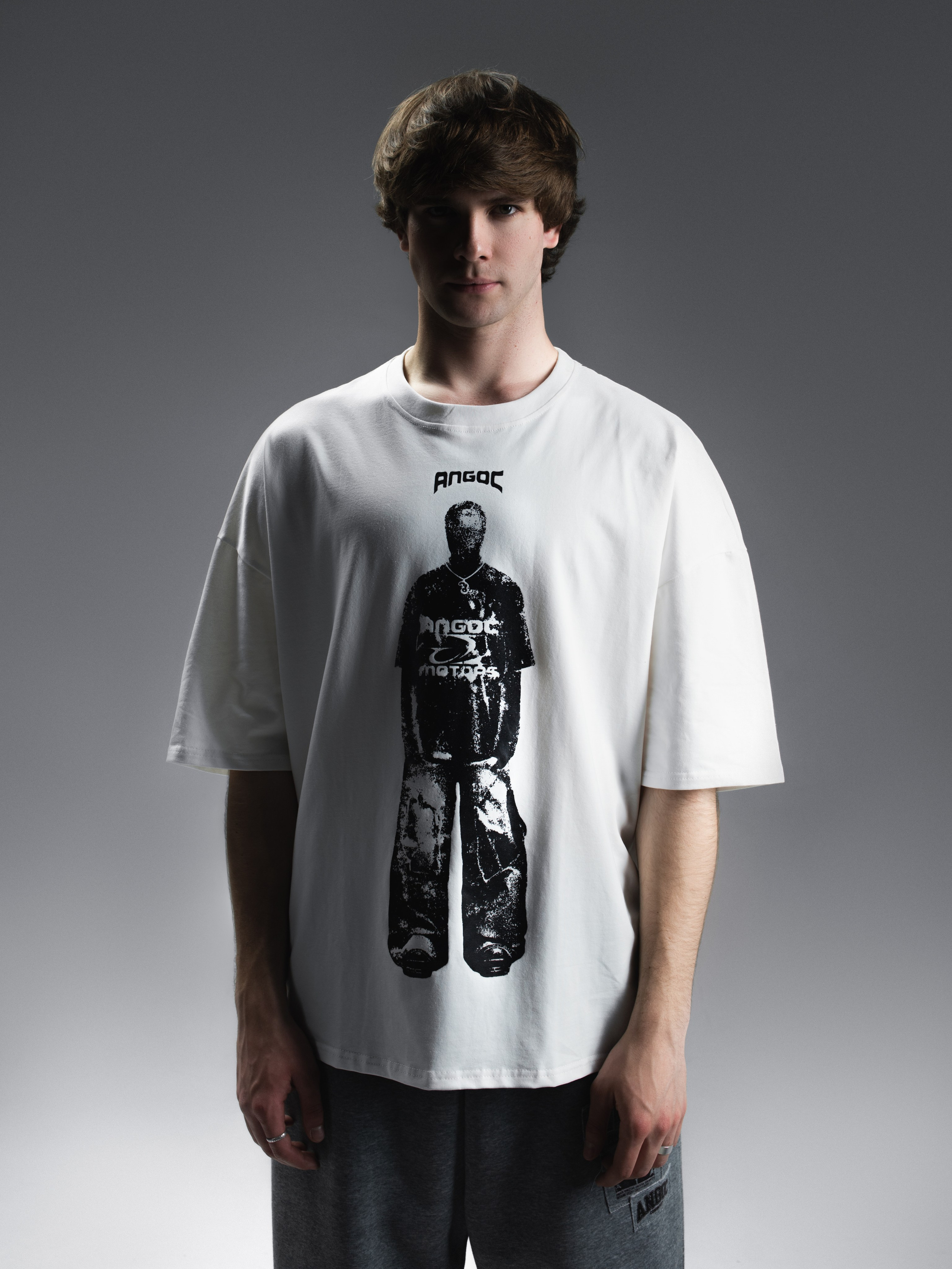 КАТАЛОГ | серый фон. RUNA production — стильные съемки для брендов