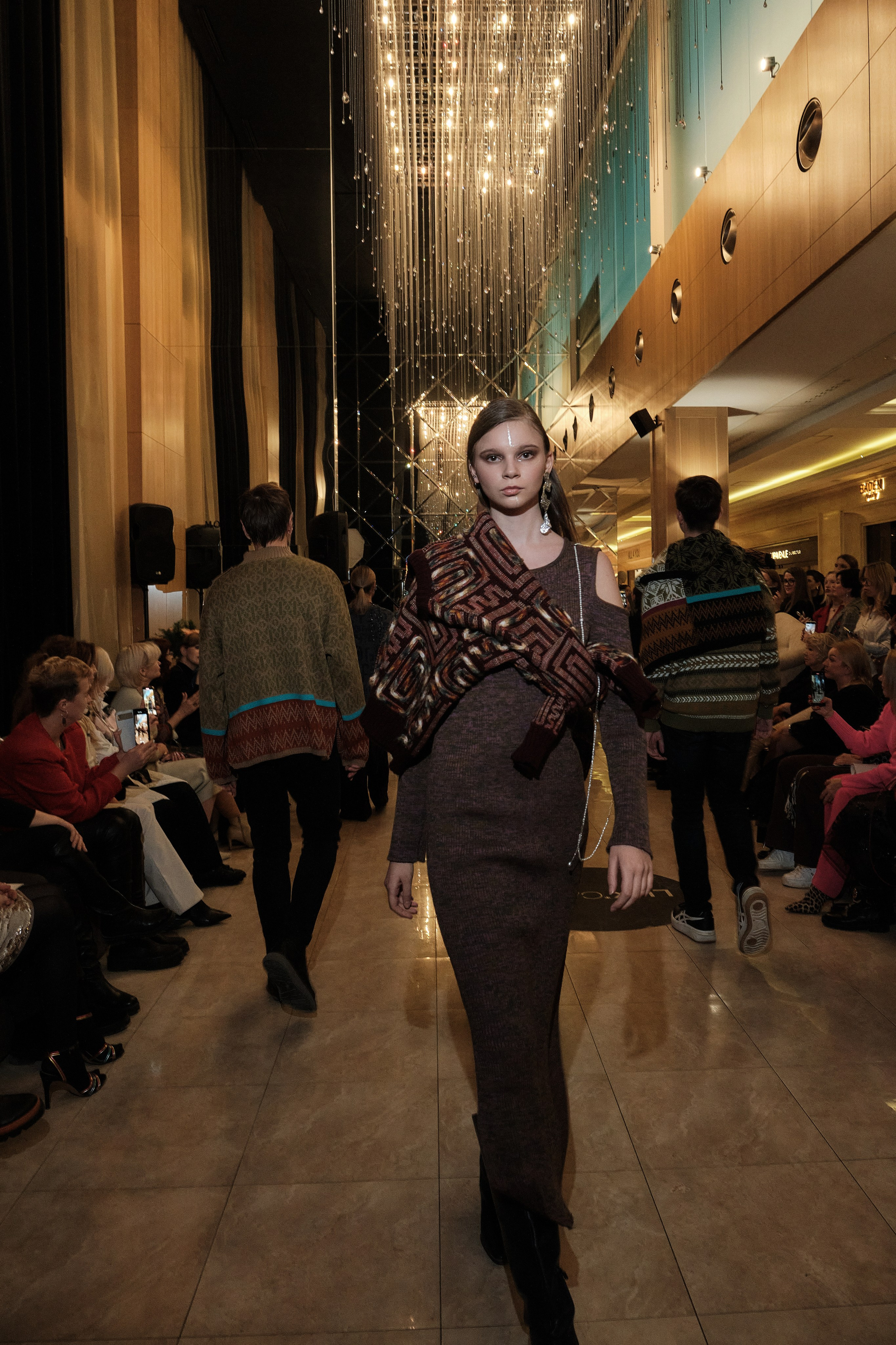 Показ коллекции (Мария Варламова). Свадебный фотограф в Екатеринбурге Соседков Евгений