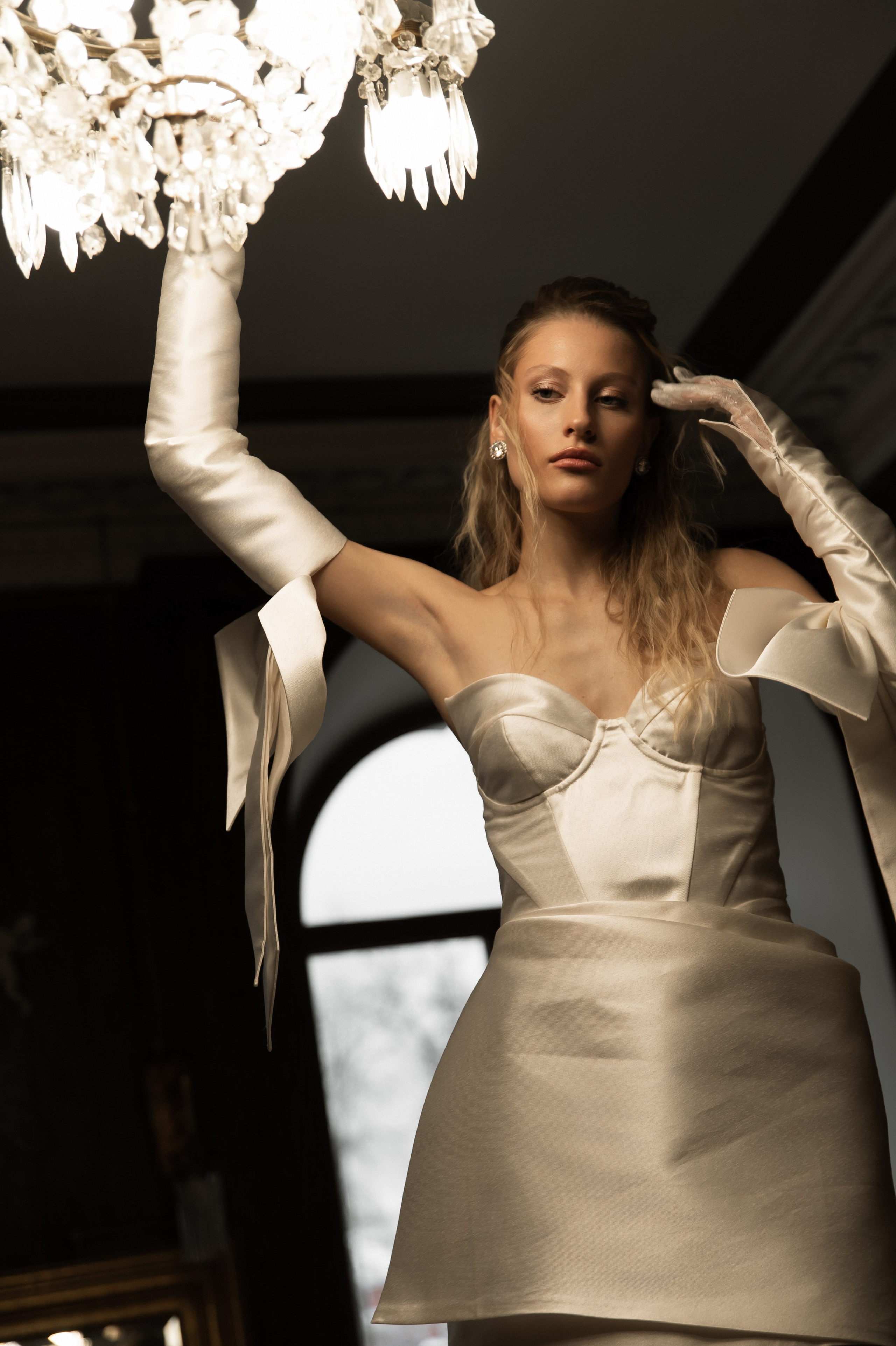 Свадебная съемка в исторической квартире на Чистых прудах. Ярослава Ерина — свадебный фотограф в Москве