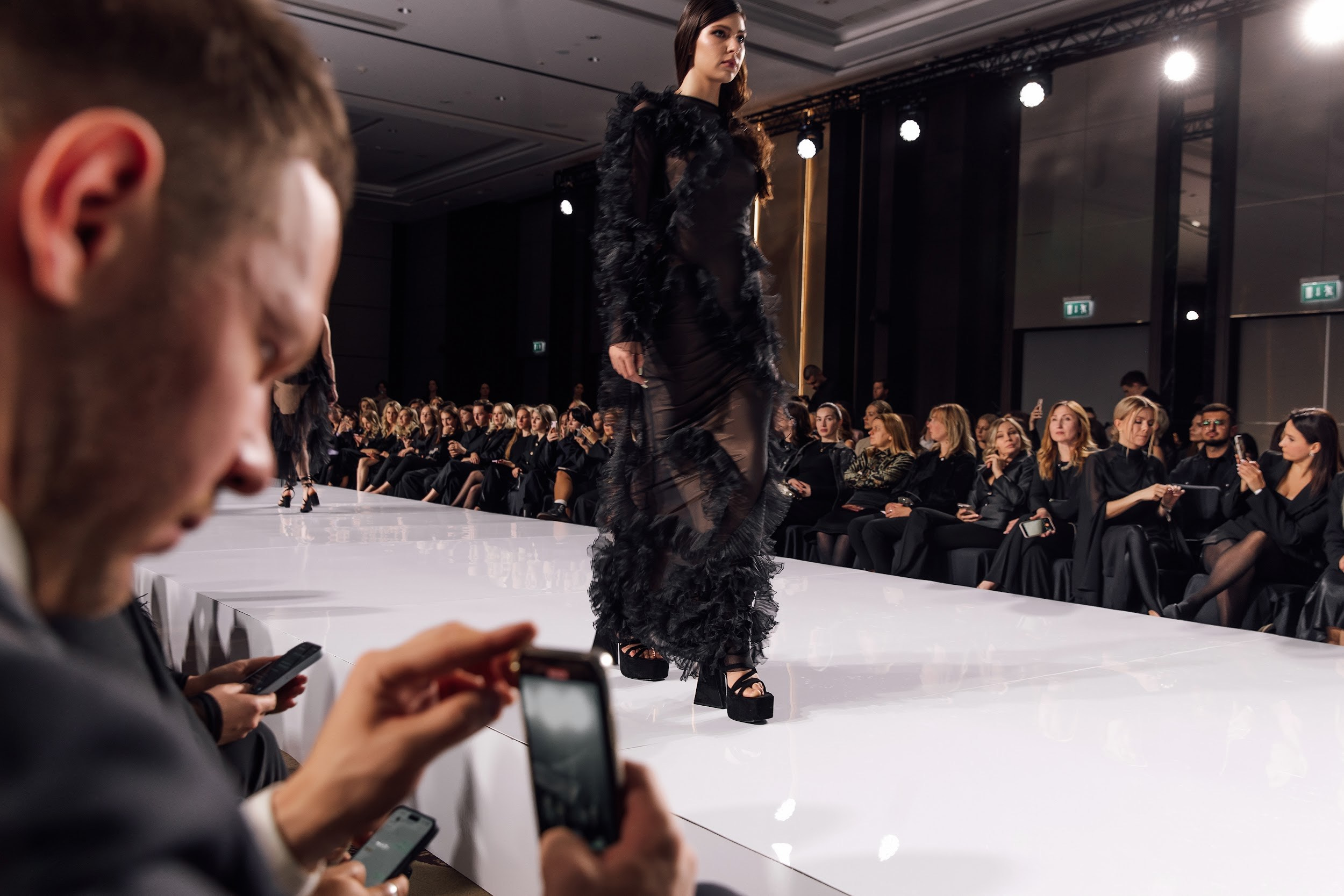 VISION. Любовь Чуляева — свадебный фотограф в Москве и Европе