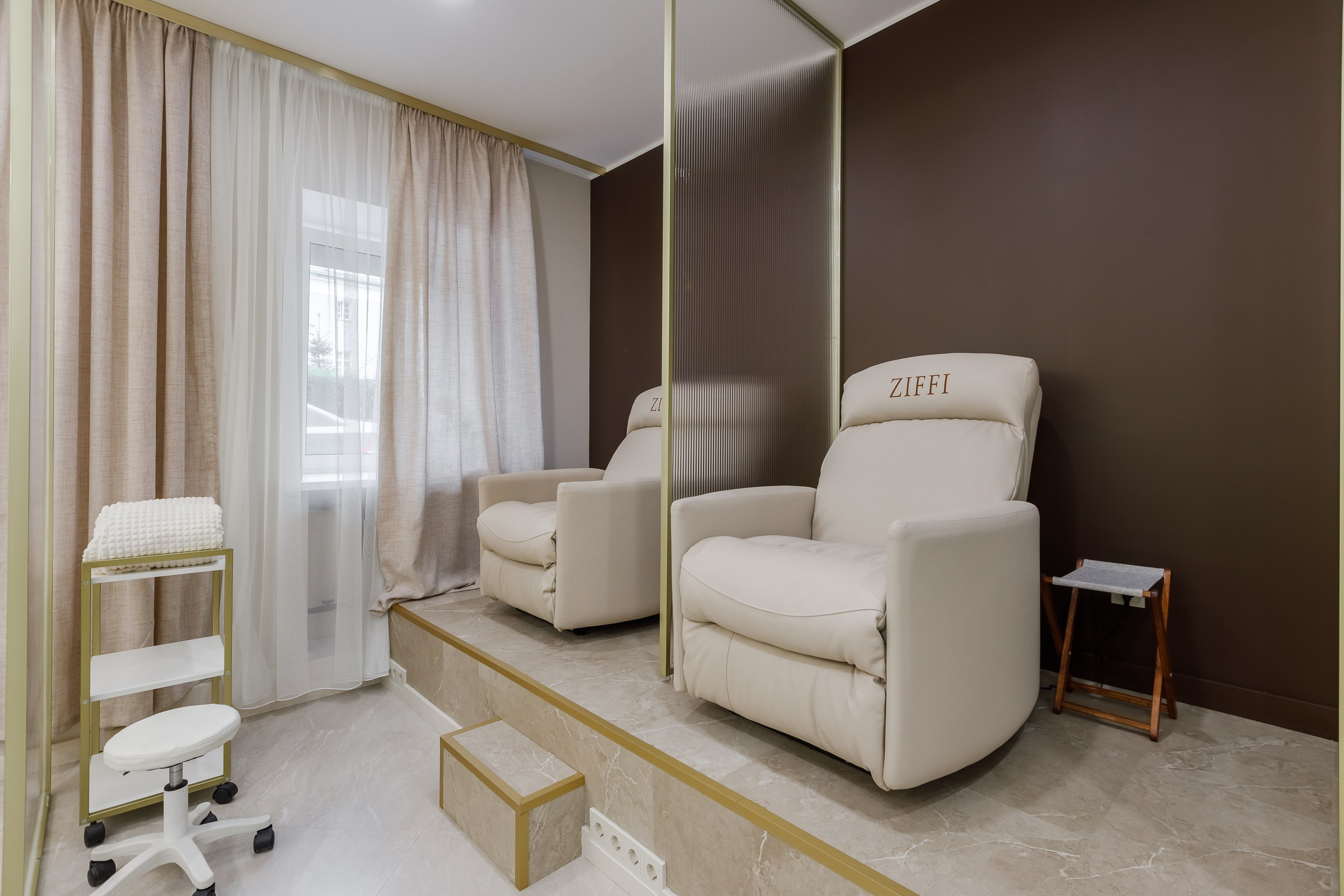 Интерьерная съемка салона красоты. Интерьерный фотограф в Москве Роман Потапов