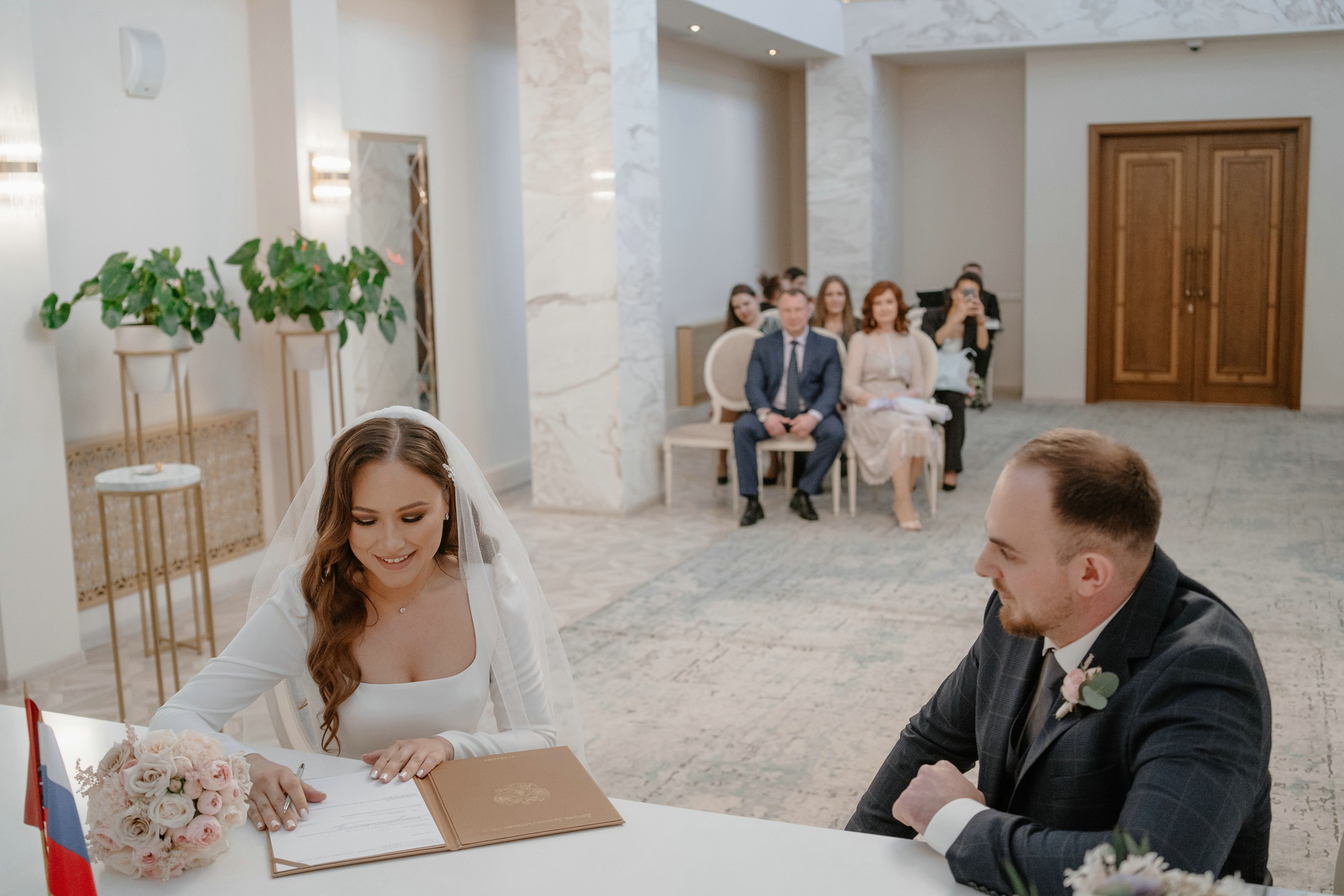 Свадебный отель Hyatt Regency Moscow Petrovsky Park. Свадебный и семейный фотограф в Москве Светлана Зоткина