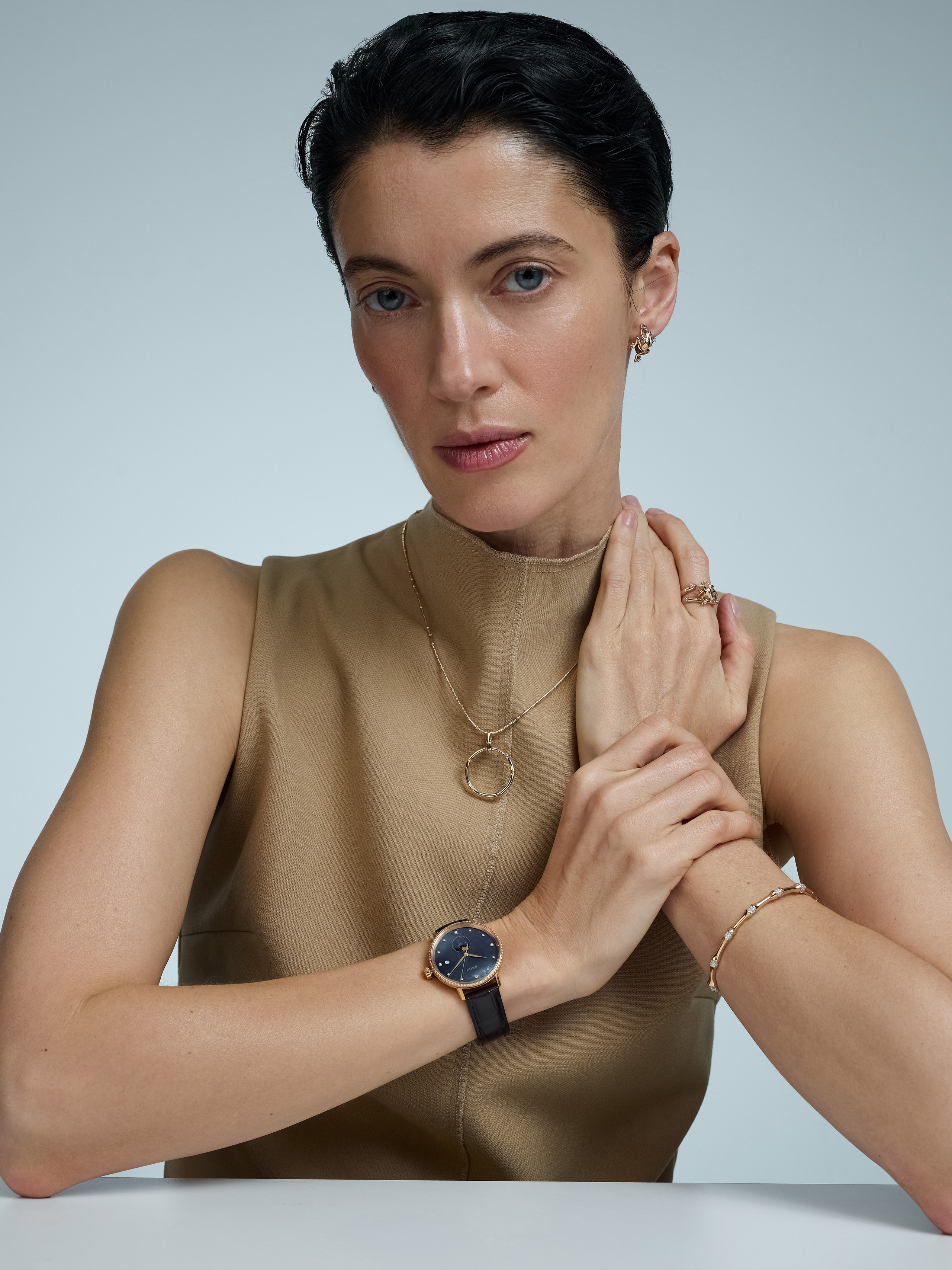 Каталог для бренда AllTime. Фотограф для брендов в Москве Ксения Чупрунова