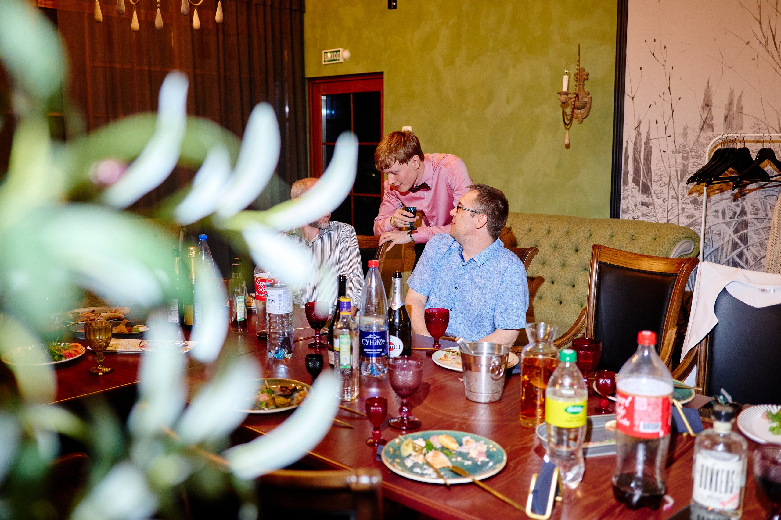 Выпускной 35 Сош. Фотограф Выпускные альбомы Таганрог Сергей Коробченко