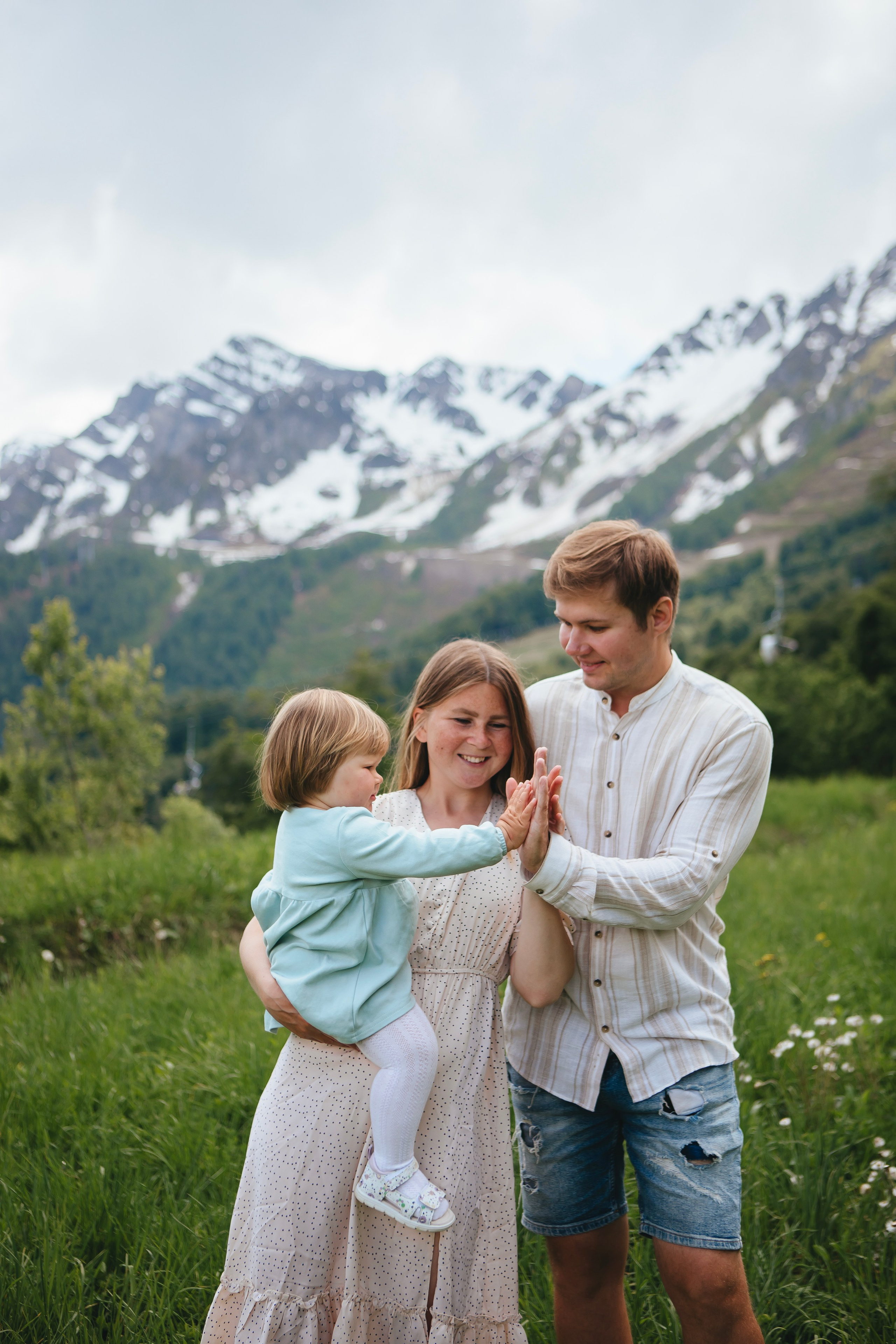 Летние семейные грезы. Семейный и свадебный фотограф Сочи Адлер Сириус Красная поляна