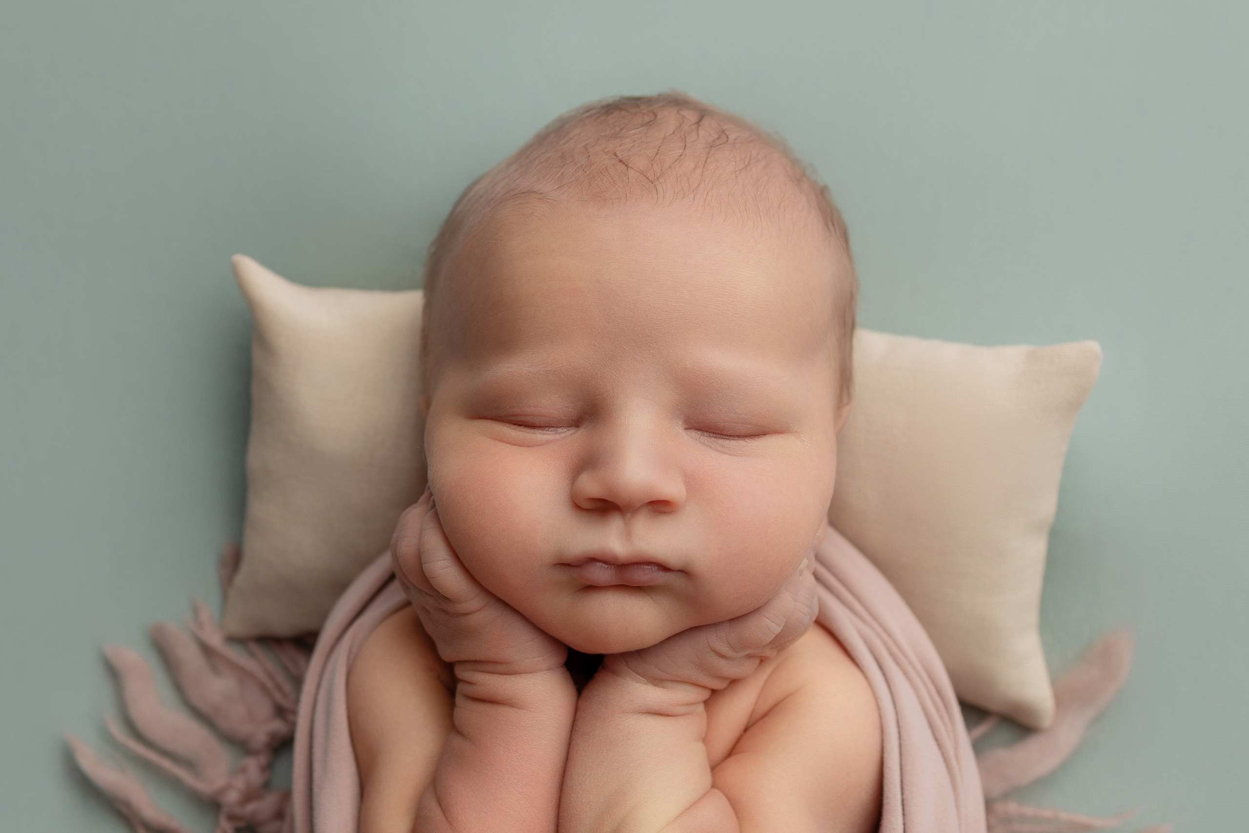 Фотосессия ньюборн