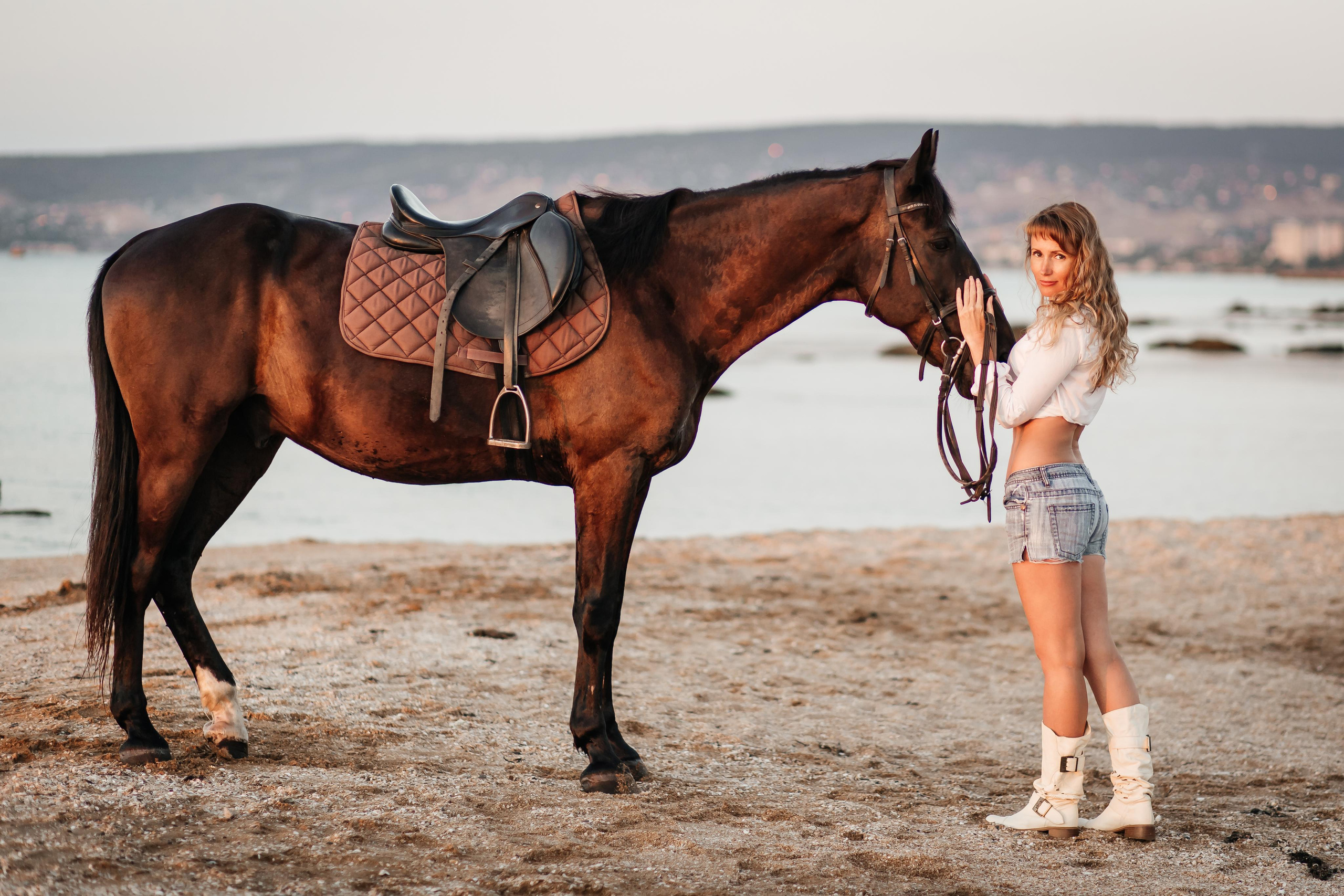 Фотосессия на море с лошадью. Фотограф в Феодосии Наталья Булгакова