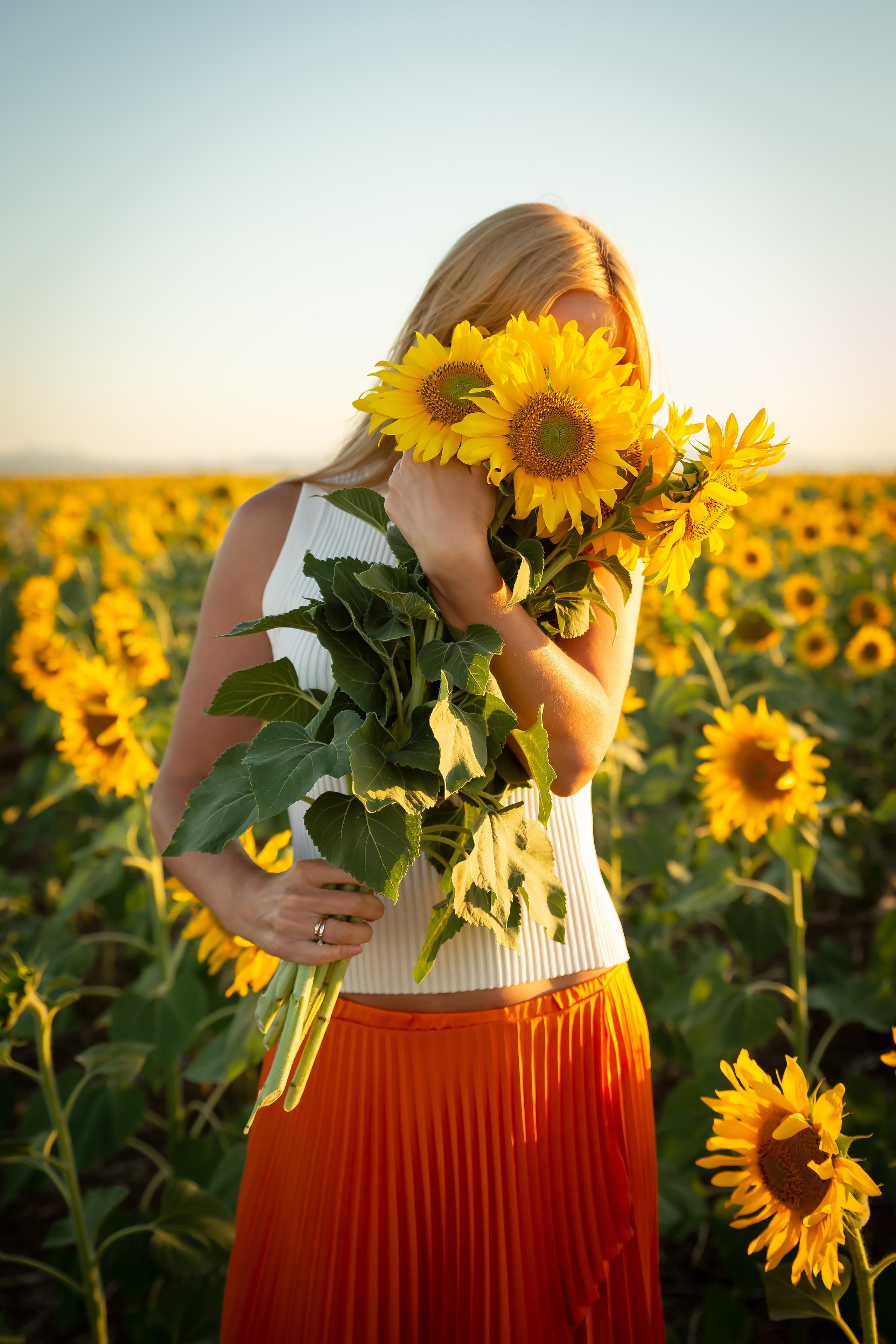 Фотосессия в цветущих полях. Фотограф в Феодосии Наталья Булгакова