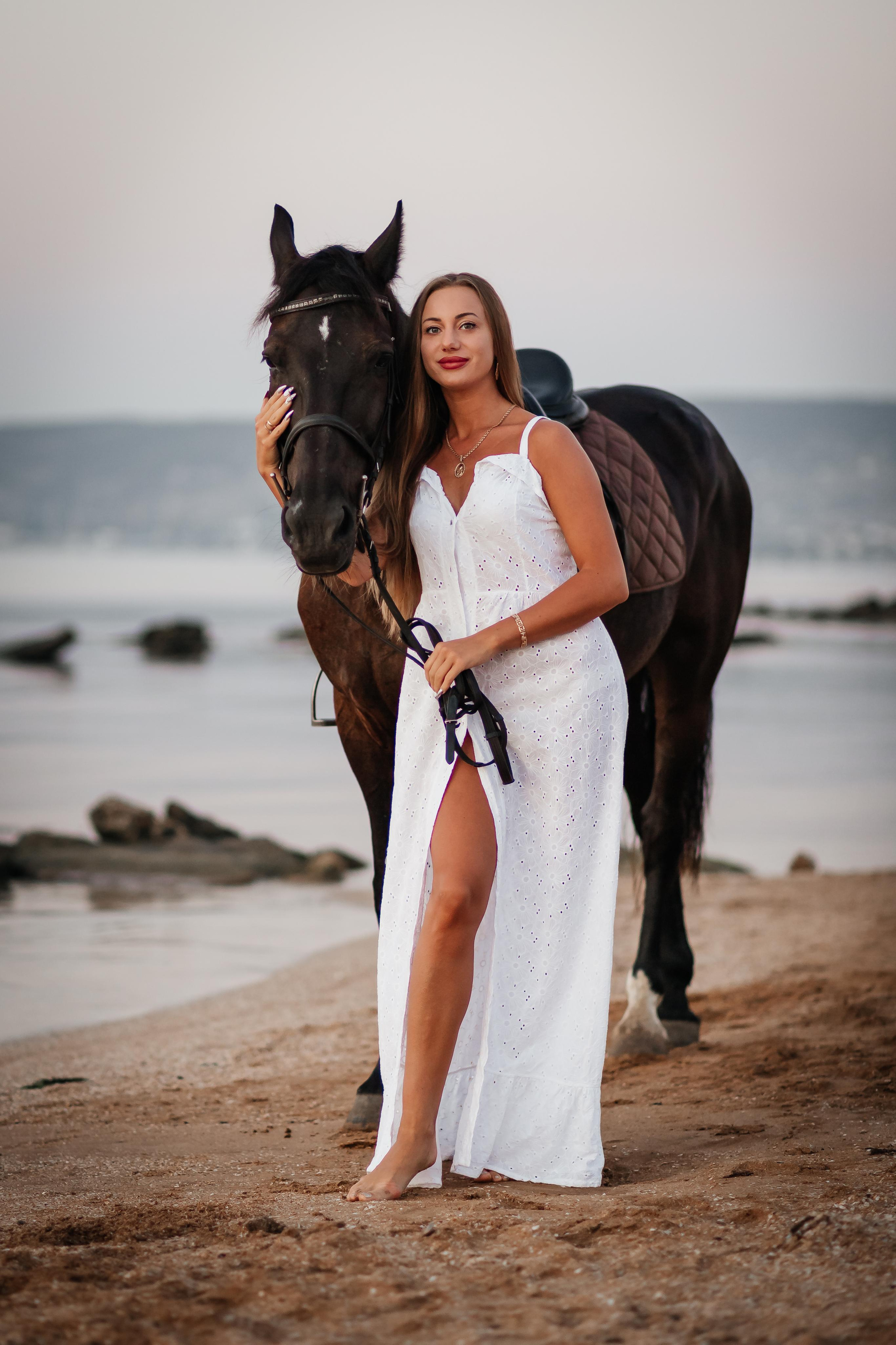 Фотосессия на море с лошадью. Фотограф в Феодосии Наталья Булгакова