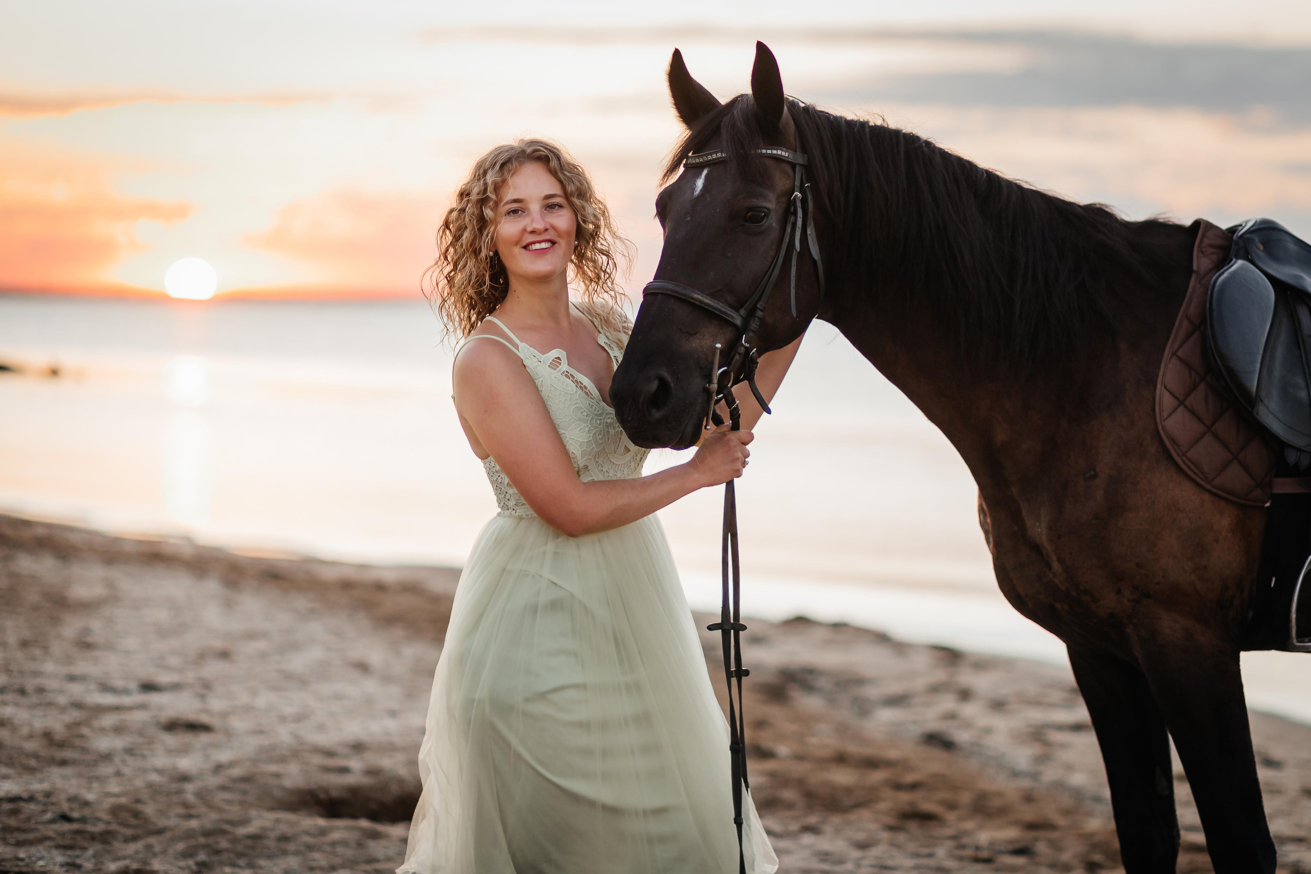 Фотосессия на море с лошадью. Фотограф в Феодосии Наталья Булгакова