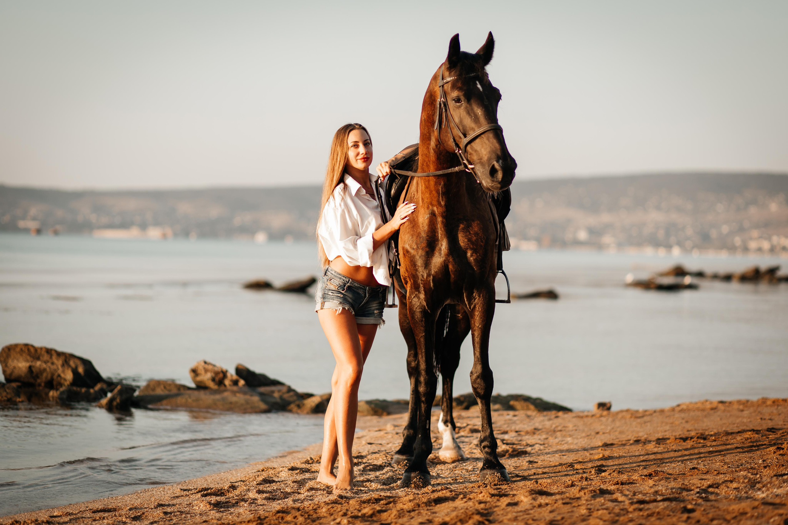Фотосессия на море с лошадью. Фотограф в Феодосии Наталья Булгакова