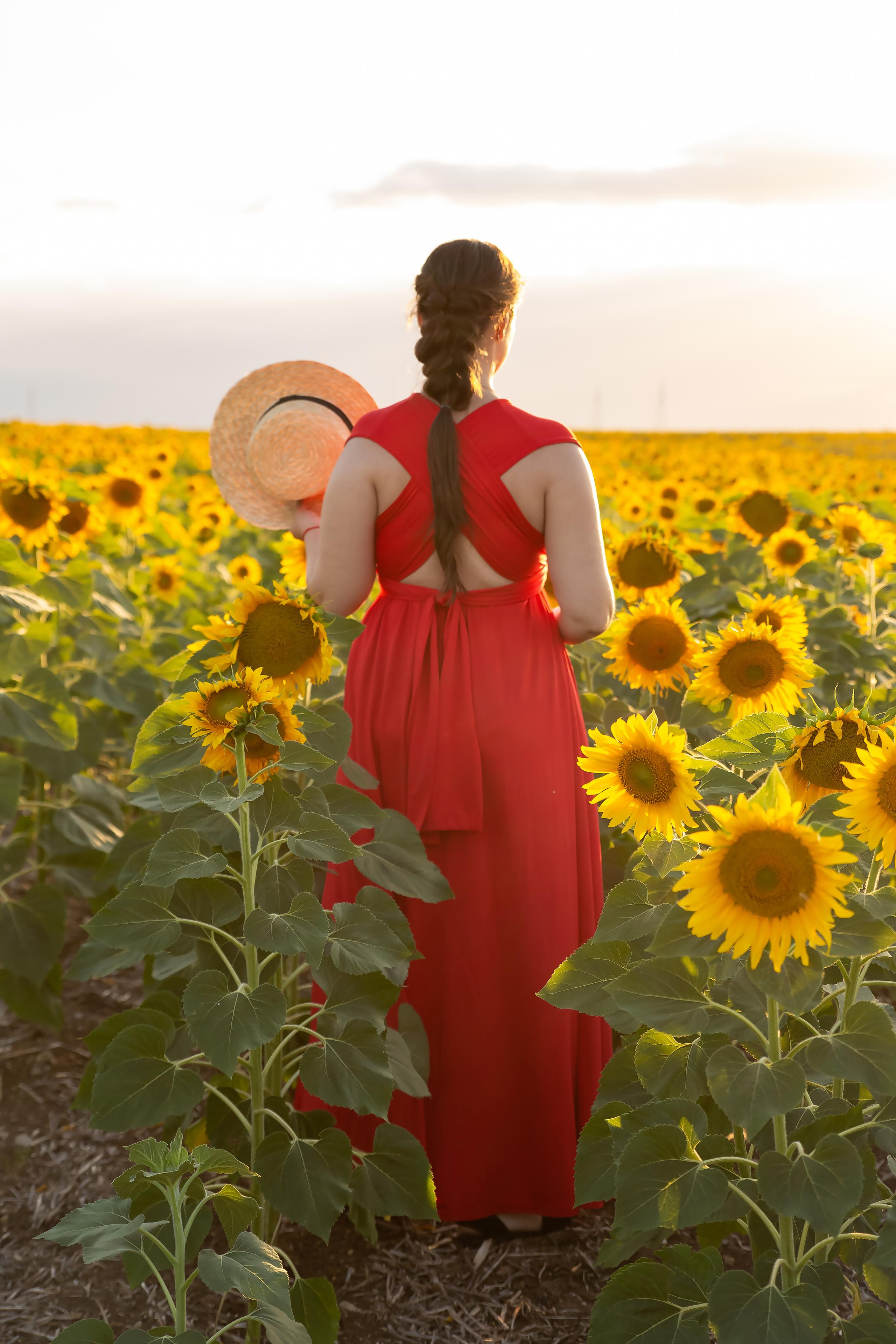Фотосессия в цветущих полях. Фотограф в Феодосии Наталья Булгакова