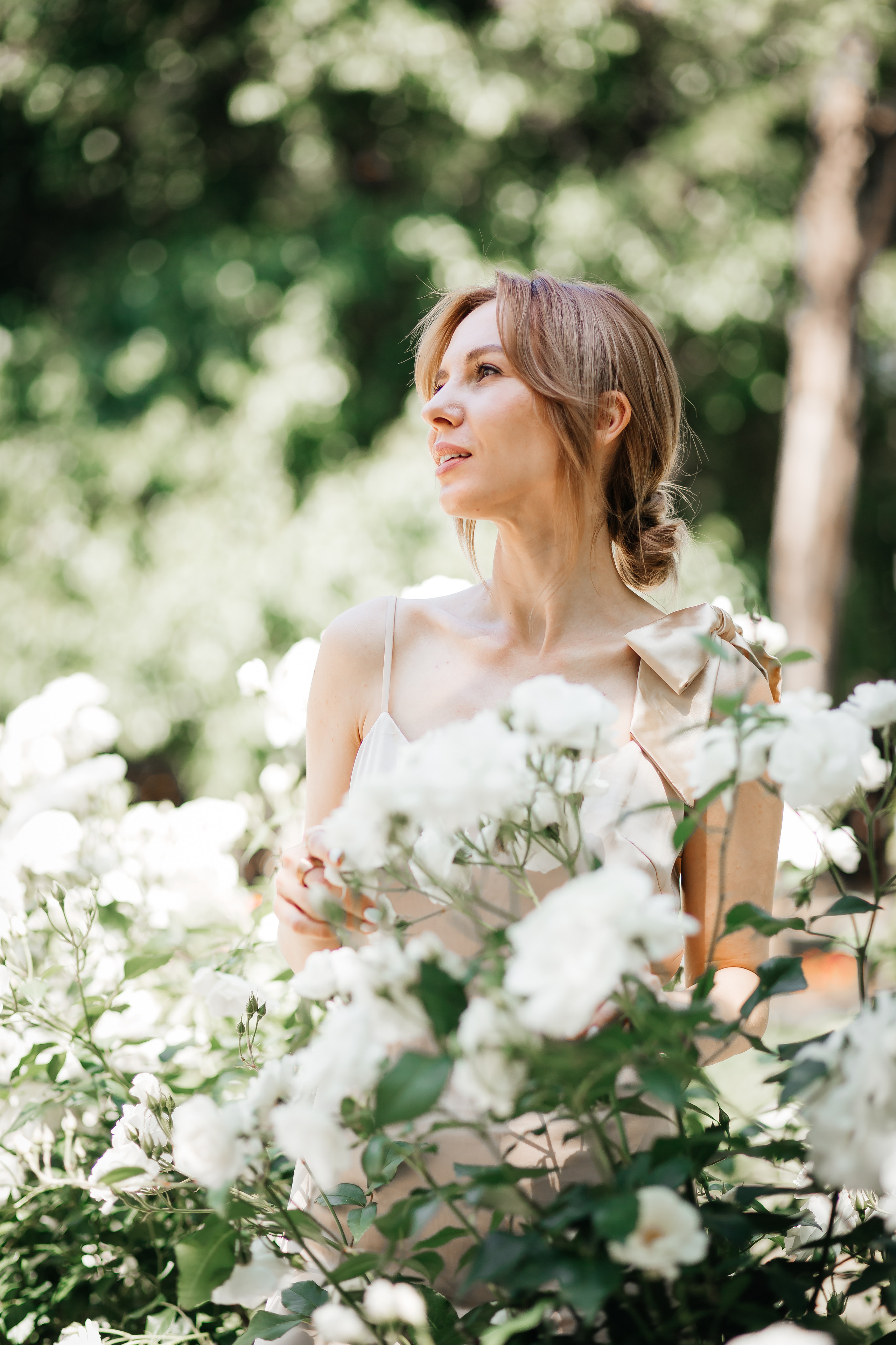 Фотосессия в розах. Фотограф в Феодосии Наталья Булгакова