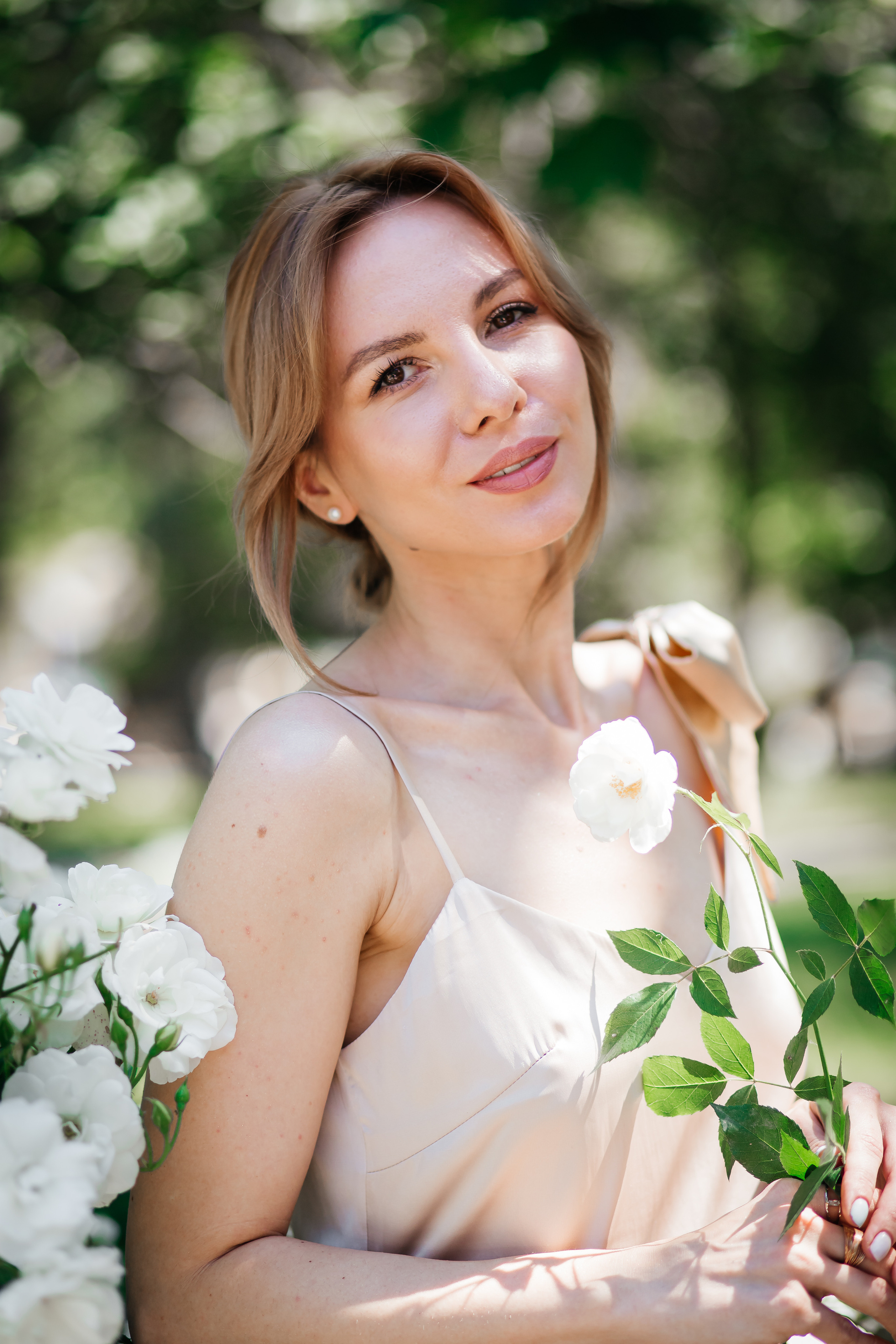 Фотосессия в розах. Фотограф в Феодосии Наталья Булгакова