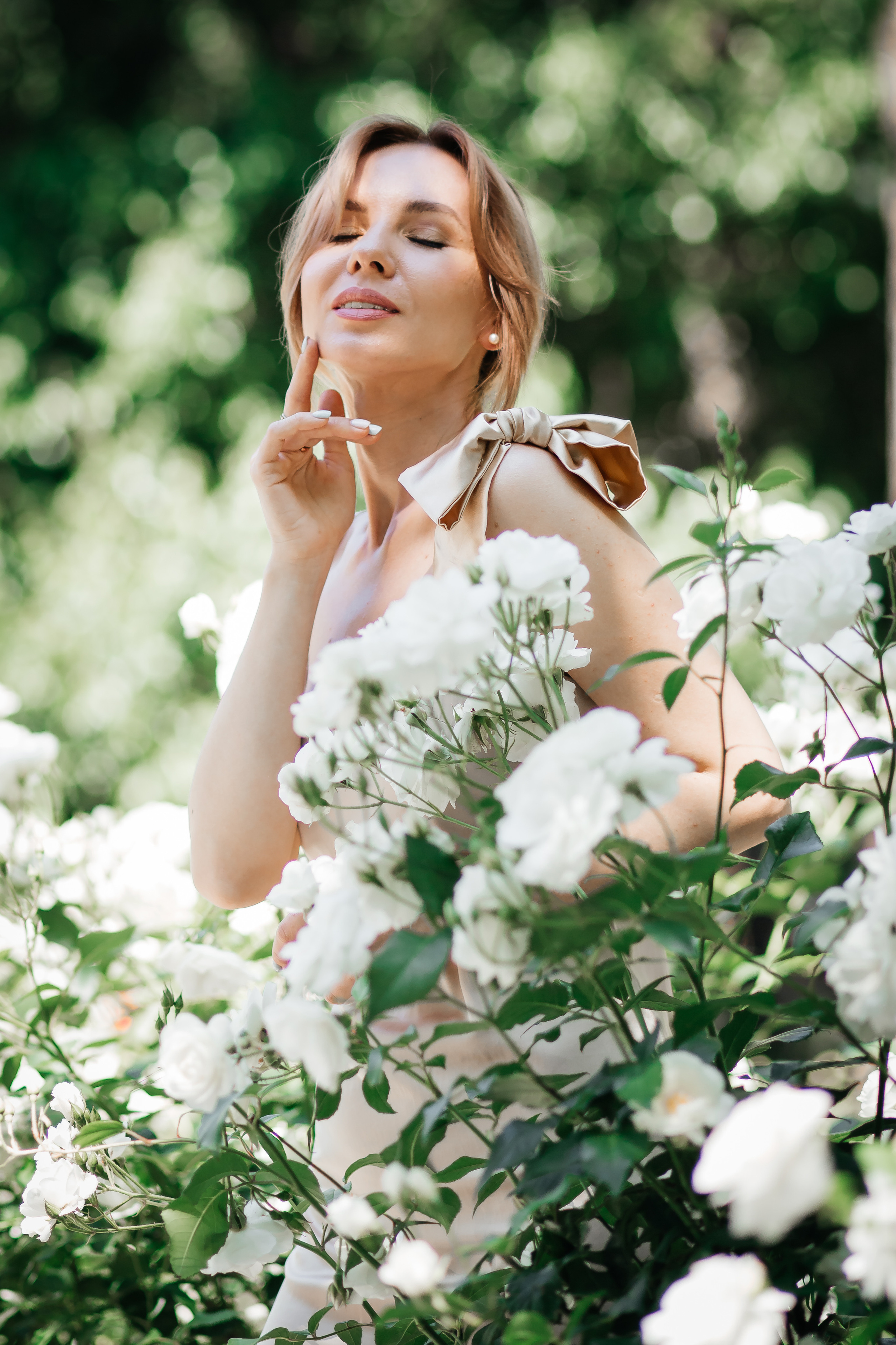 Фотосессия в розах. Фотограф в Феодосии Наталья Булгакова