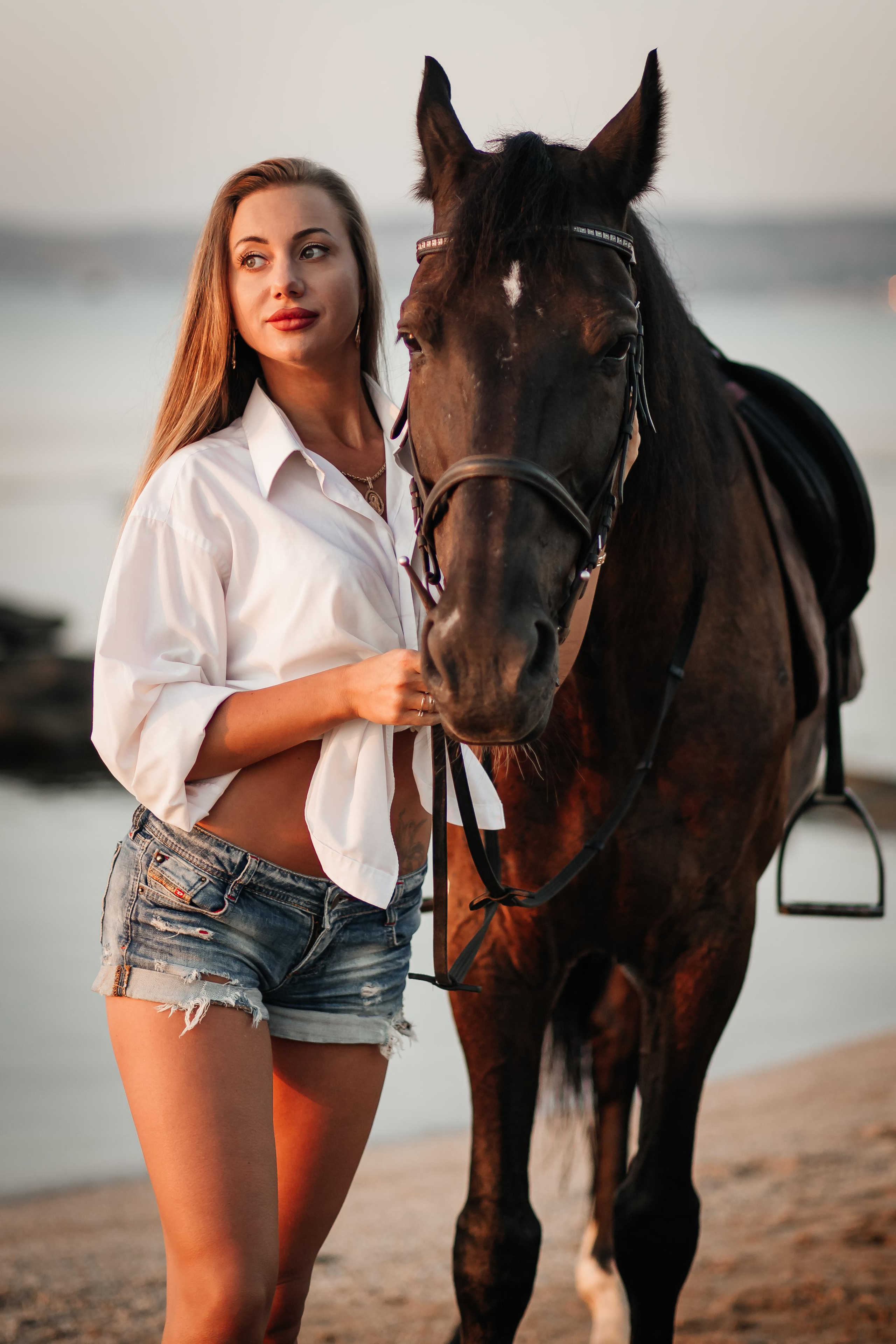 Фотосессия на море с лошадью. Фотограф в Феодосии Наталья Булгакова