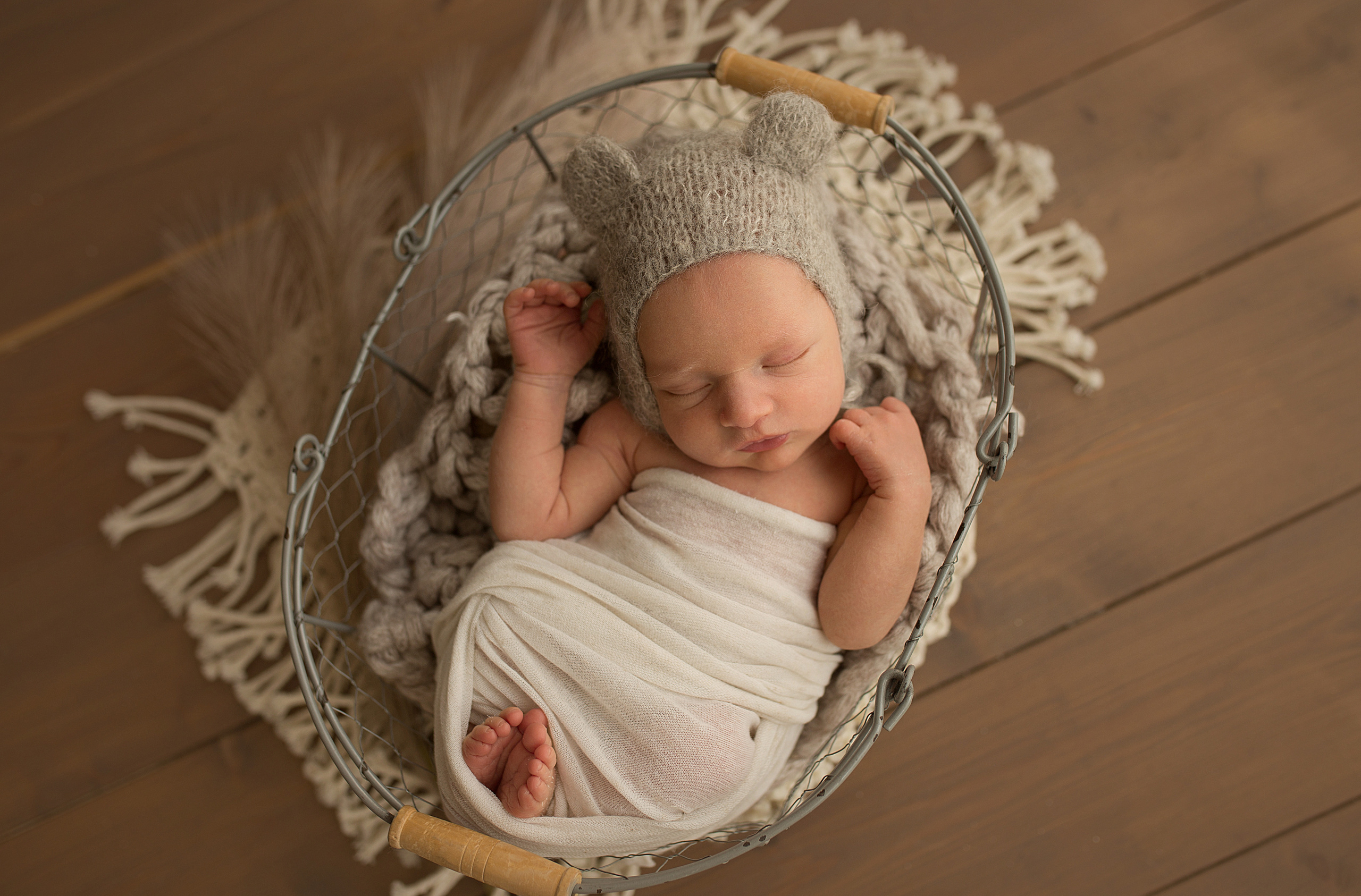 Фотосессия новорождённого. Фотограф новорождённых малышей и детский фотограф В Казани Лана Максим