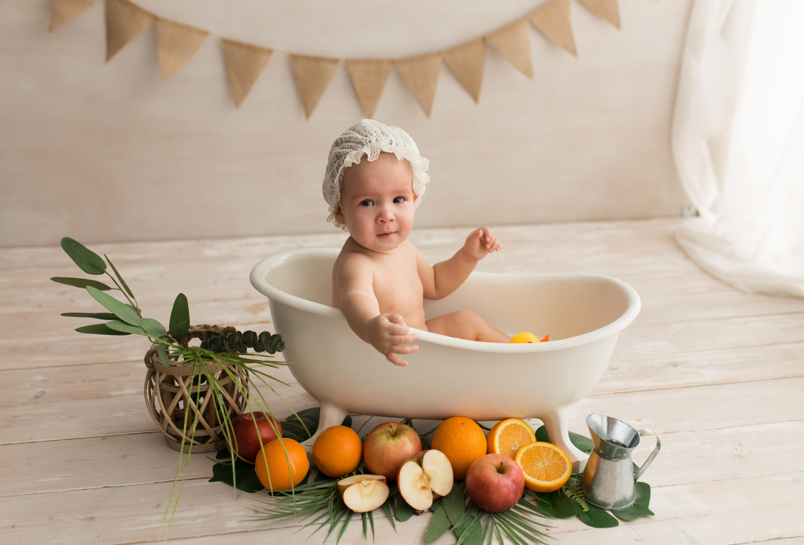 Фотосессия крушение торта в Казани. Фотограф новорождённых малышей и детский фотограф В Казани Лана Максим