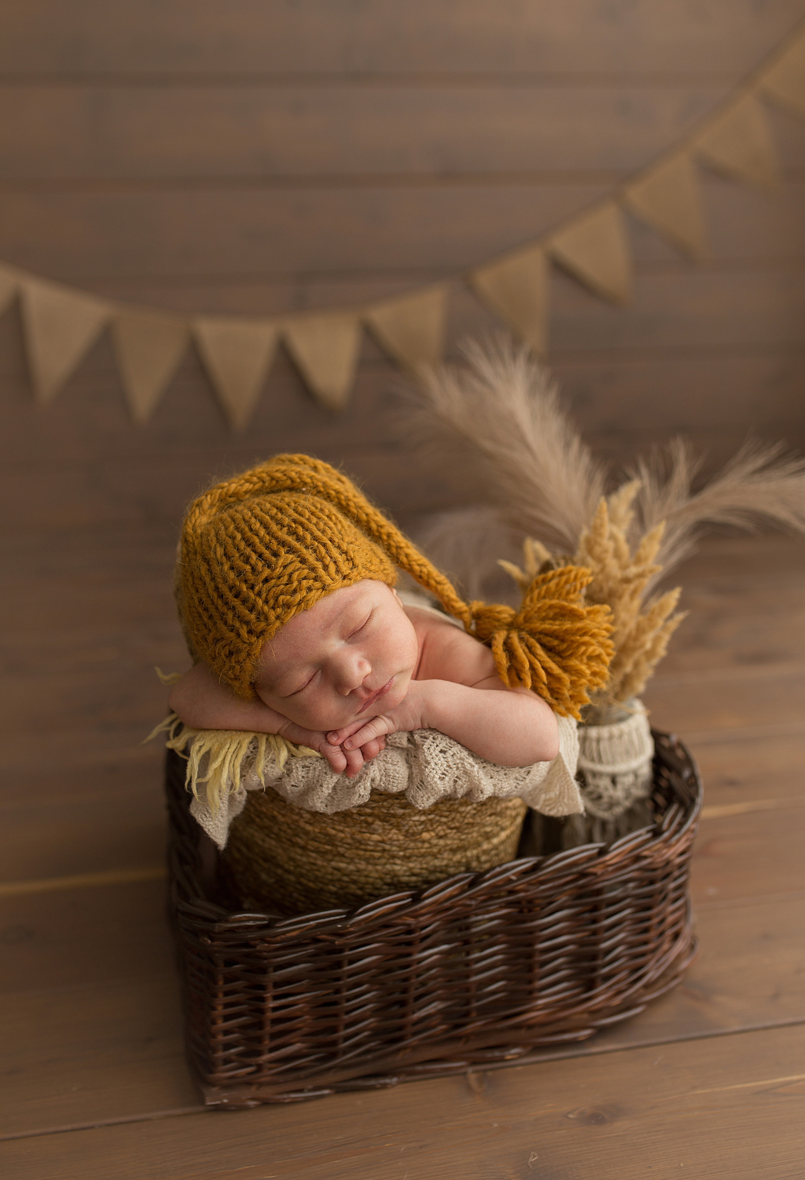 Фотосессия новорождённого. Фотограф новорождённых малышей и детский фотограф В Казани Лана Максим