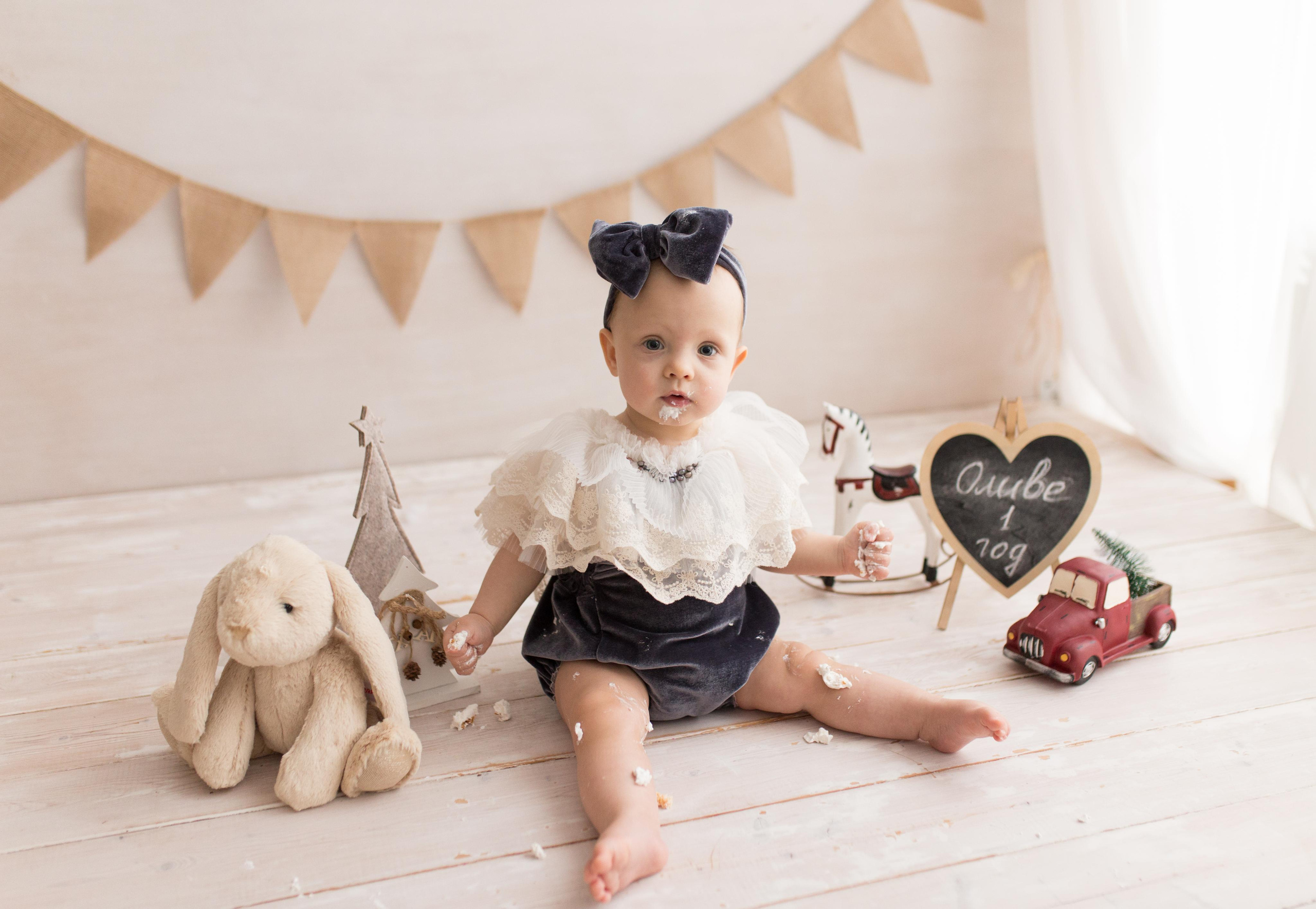 Фотосессия крушение торта в Казани. Фотограф новорождённых малышей и детский фотограф В Казани Лана Максим