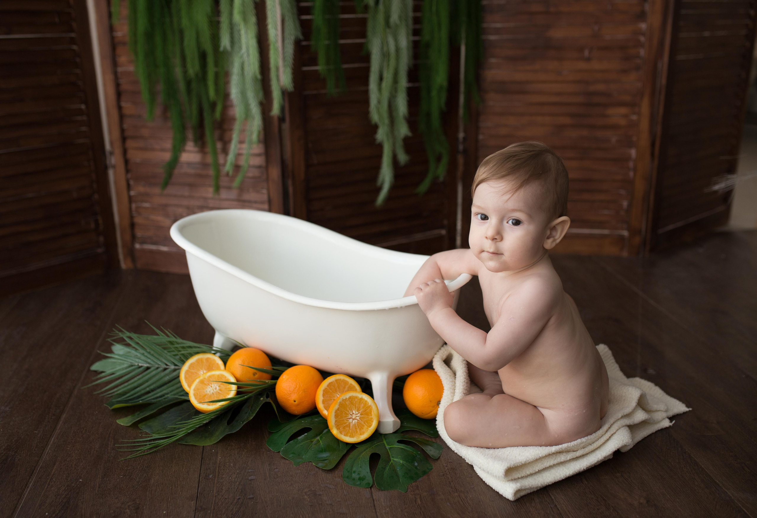 Фотосессия крушение торта в Казани. Фотограф новорождённых малышей и детский фотограф В Казани Лана Максим