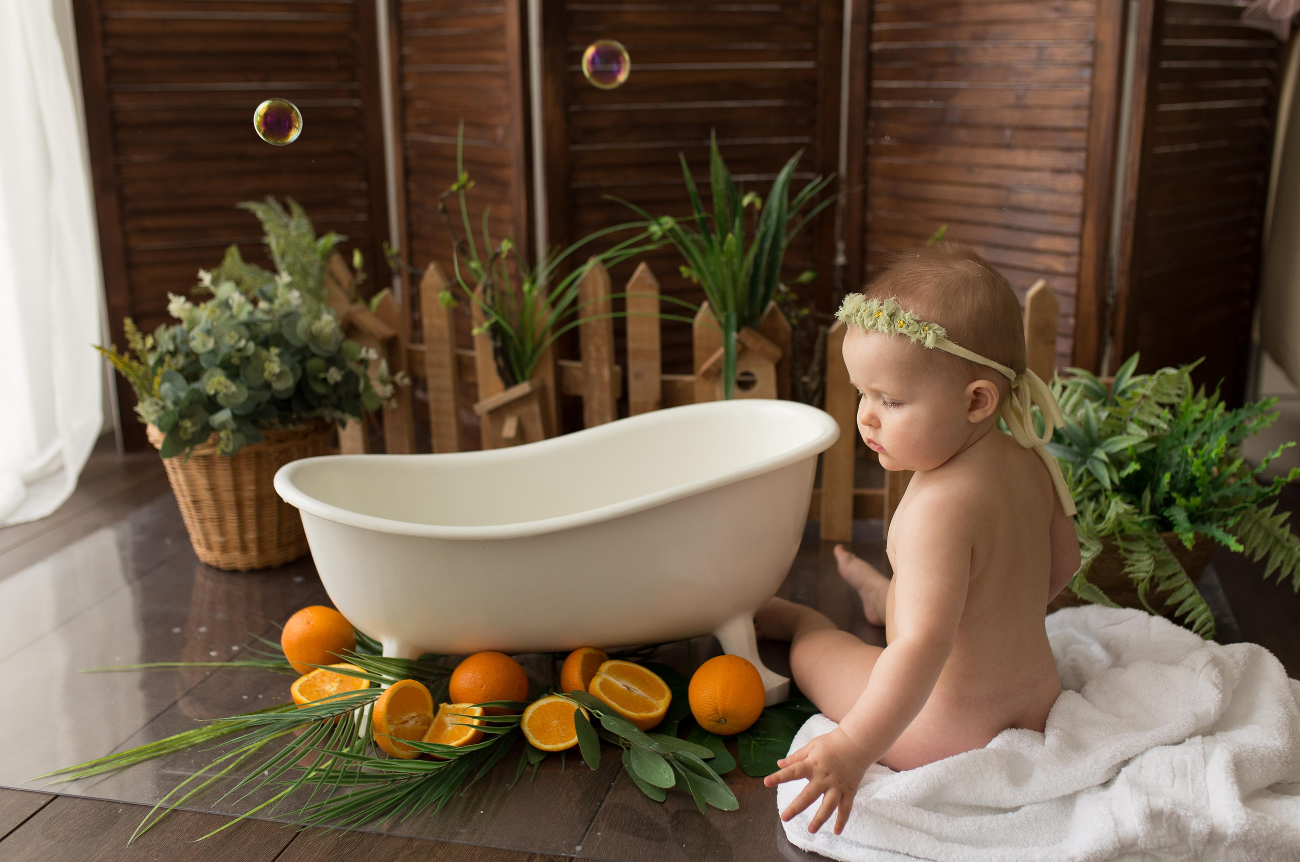 Фотосессия крушение торта в Казани. Фотограф новорождённых малышей и детский фотограф В Казани Лана Максим