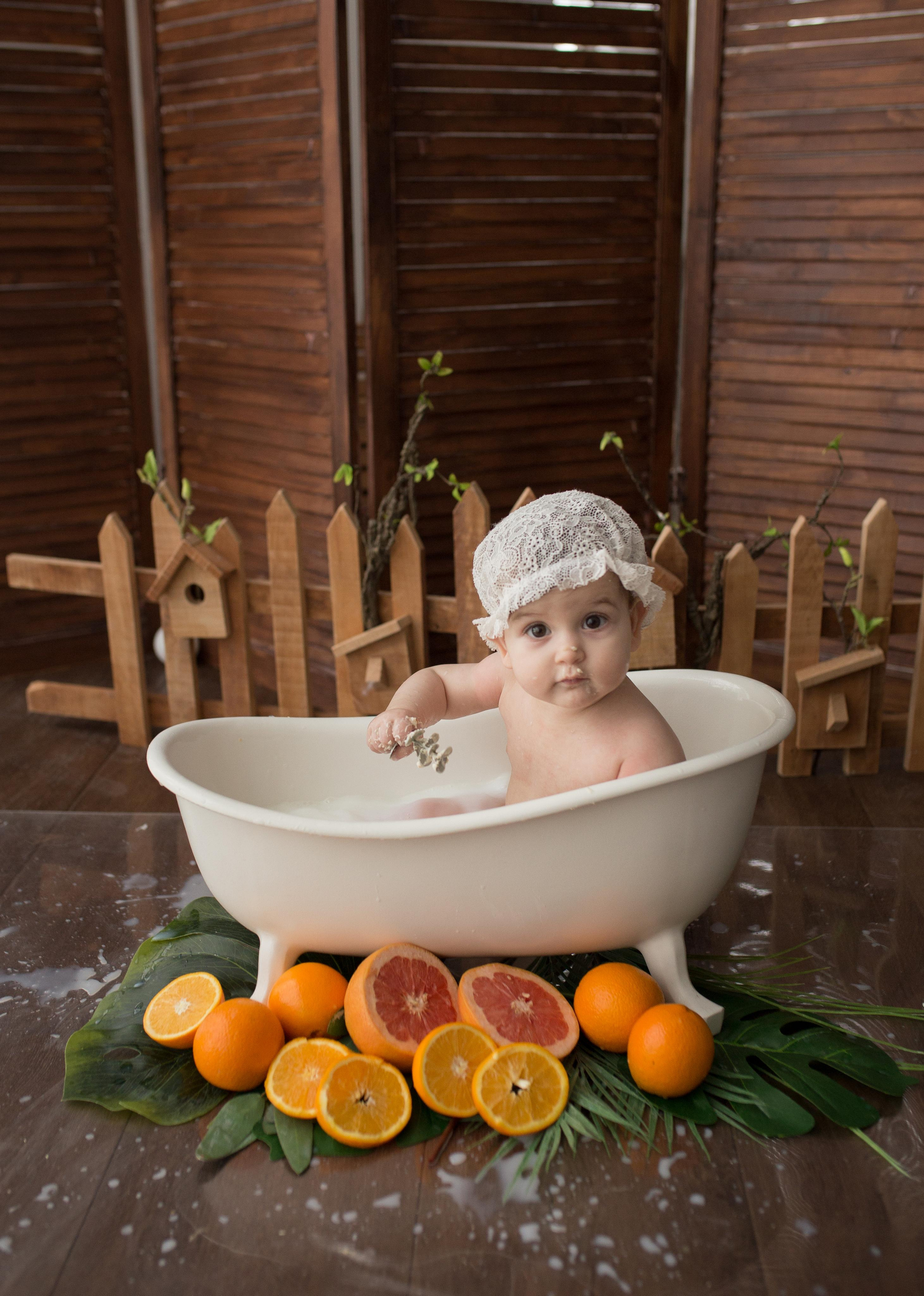 Фотосессия крушение торта в Казани. Фотограф новорождённых малышей и детский фотограф В Казани Лана Максим